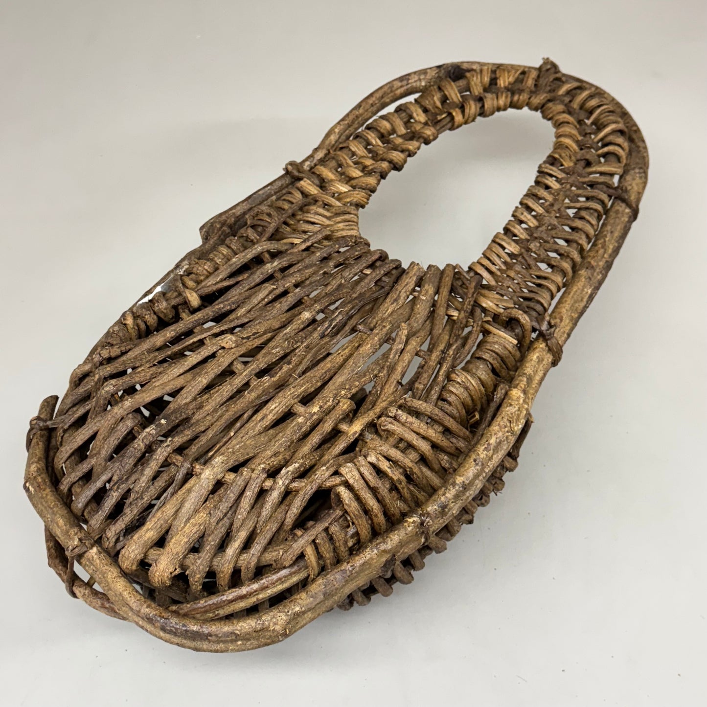 RAZ IMPORTS Vine Wall Basket Wall Decor 15.5" L X 7.5" W X 27" H Brown 4421038