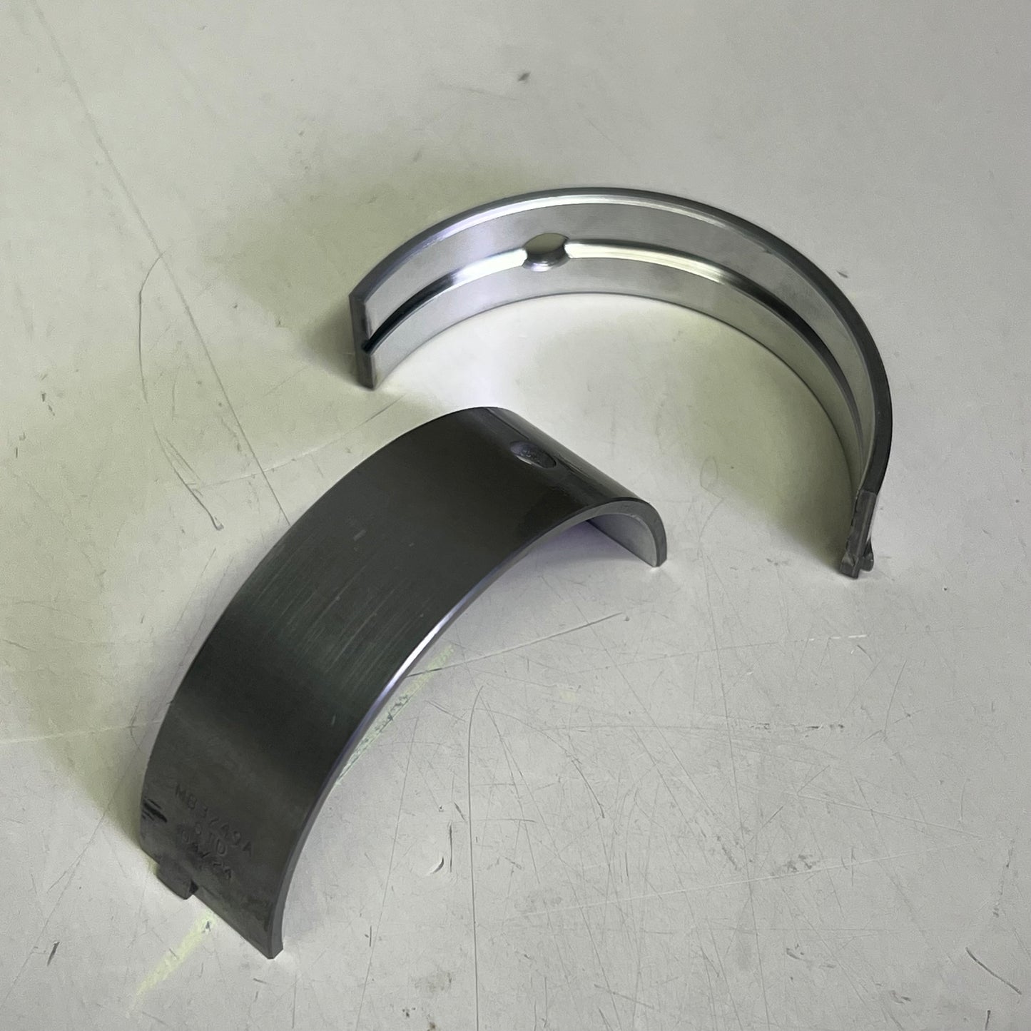 MAHLE Clevite Engine Crankshaft Main Bearing Set Made In USA Direct Fit MS-2205A