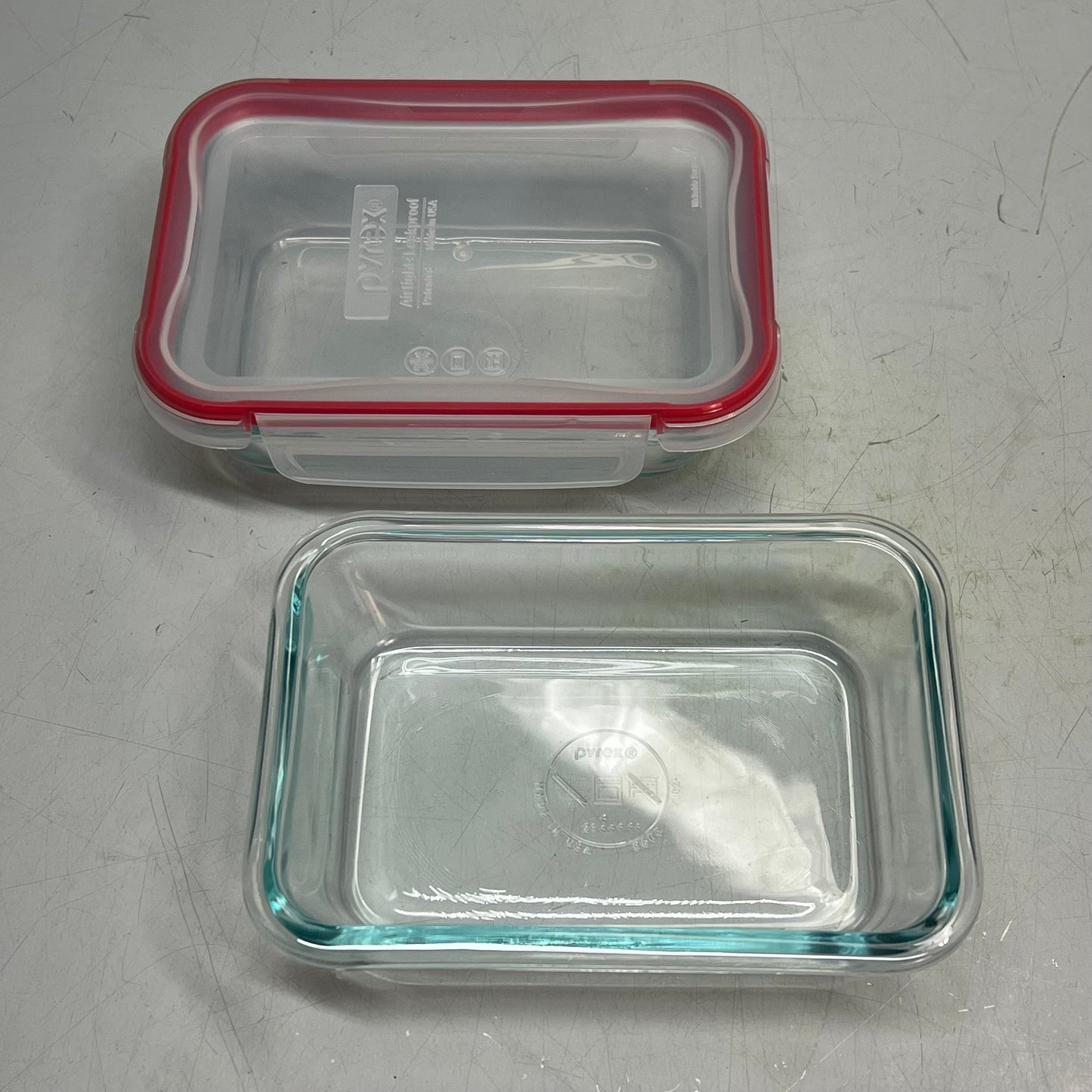 ZA@ PYREX (8 PIECE SET) FreshLock Rectangular Glass Storage Set 2, 6, & 8 Cups Containers  Clear/Red 1149251 A