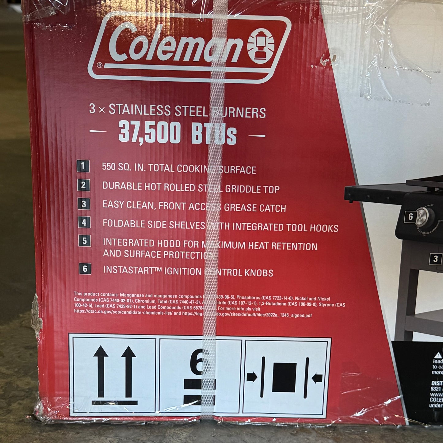COLEMAN Cookout 3-burner Propane Griddle with Lid 550 SQ Black CO-525GG-G55660 (New Other, Distressed Box)