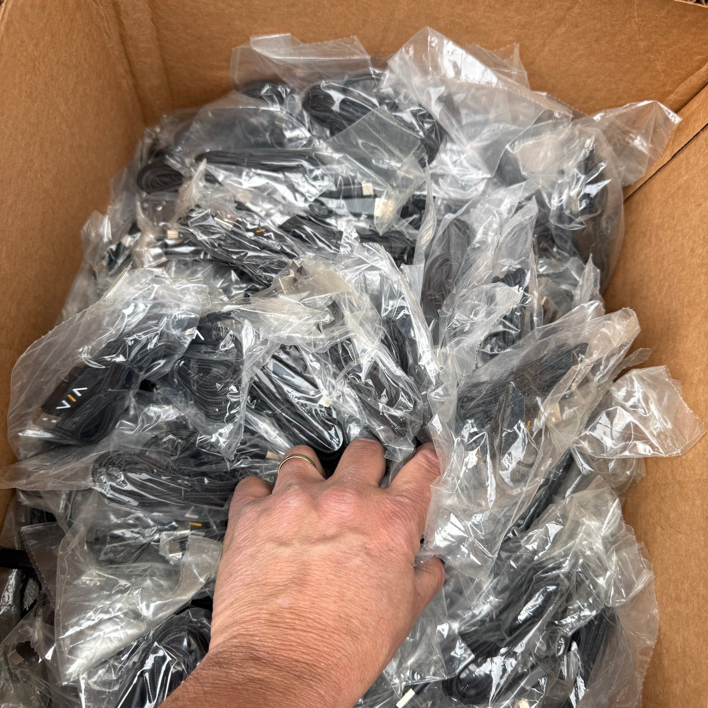 ZA@ Pallet of Large Fabric Roll, Dental Tips, Jug, USB Cables, Peanut Butter,TAKIS, & BOOST (all past Date) (AS-IS)