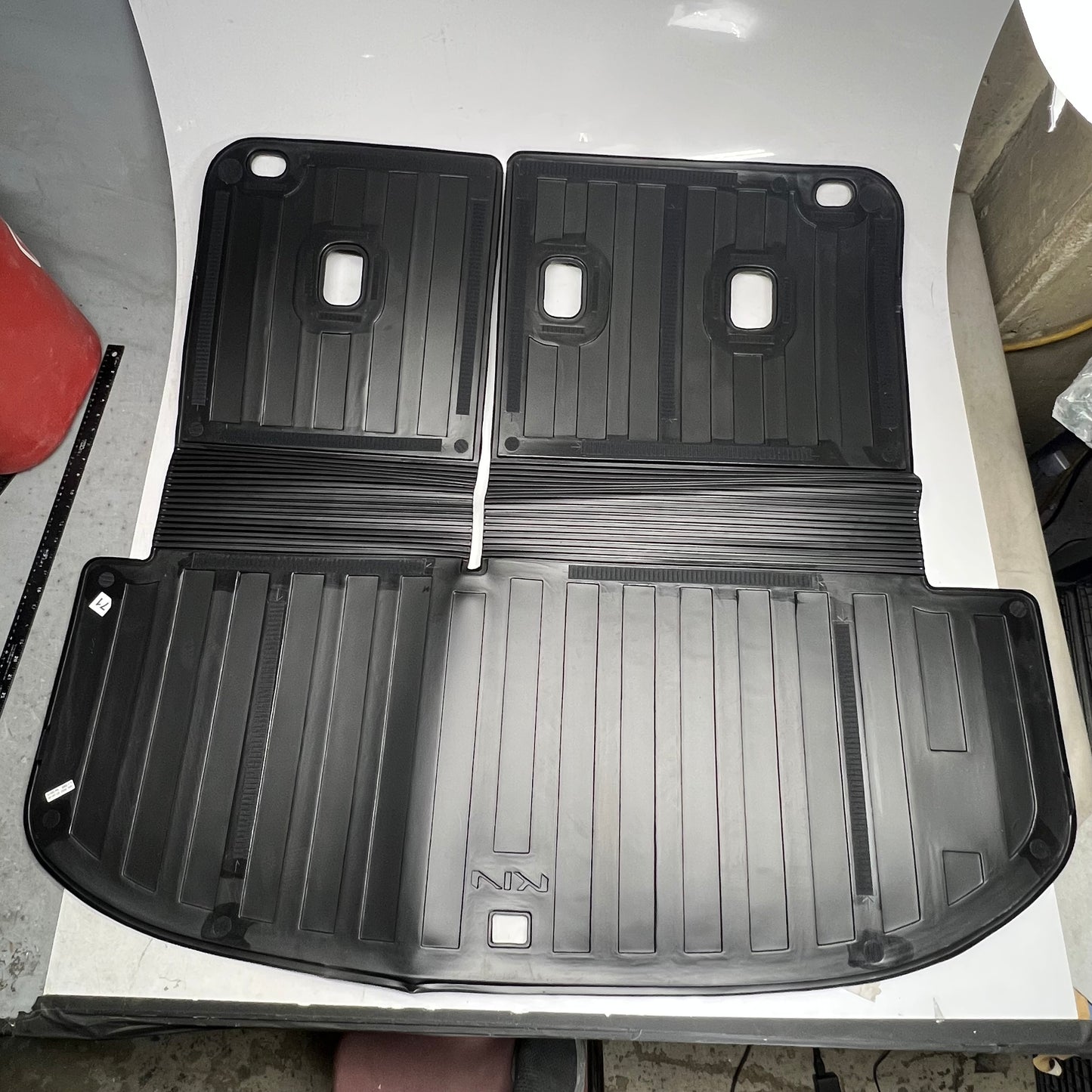 KIA Genuine Oem Telluride Cargo Tray W/ Seatback Protection Black AU000 P8F12
