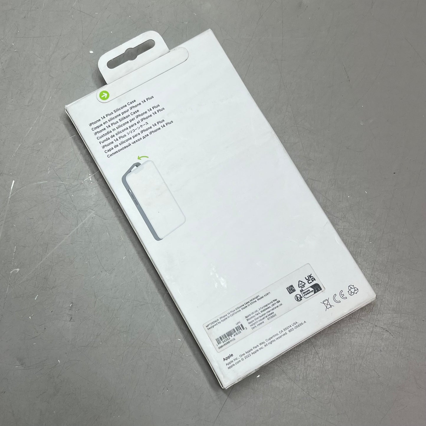 APPLE iPhone 14 Plus Silicone Case w/ MagSafe Midnight MPT33ZM/A (Return)