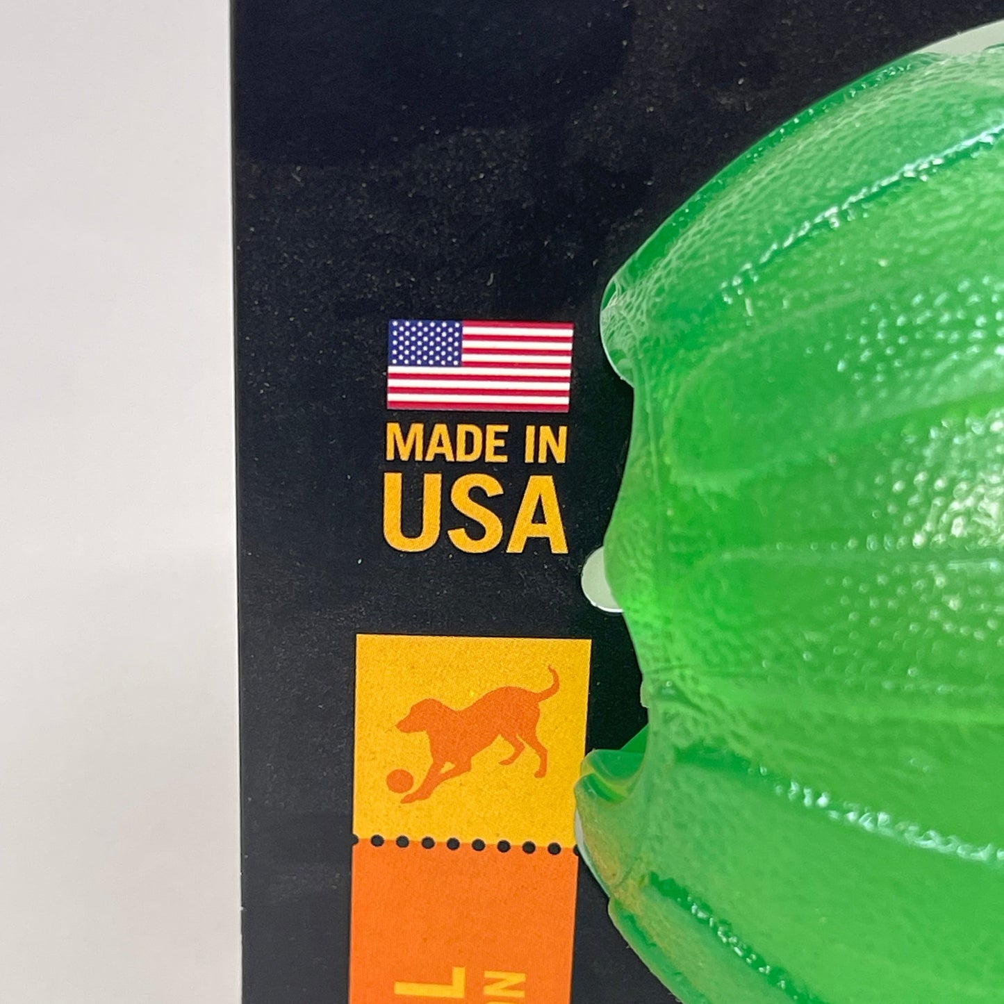 STARMARK Treat Dispensing Chew ball Medium 2.5" Green TCEFBM