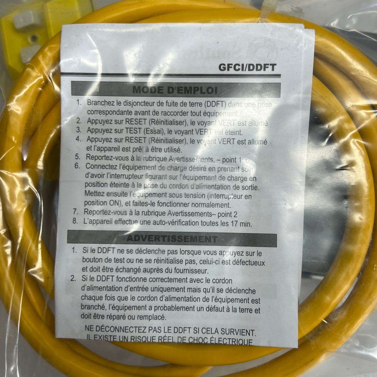 SOUTHWIRE Shockshield Portable Cordset, Manual Reset 120V/15A 6 Ft, Yellow & Grey 14880003-3