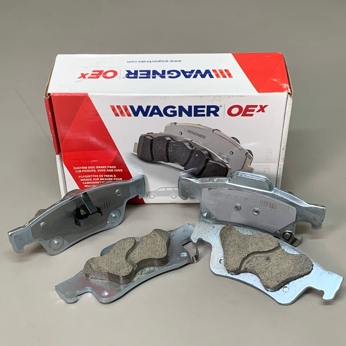 WAGNER OEx Premium Ceramic Disc Brake Pad Set 6" x 2" Grey OEX1498