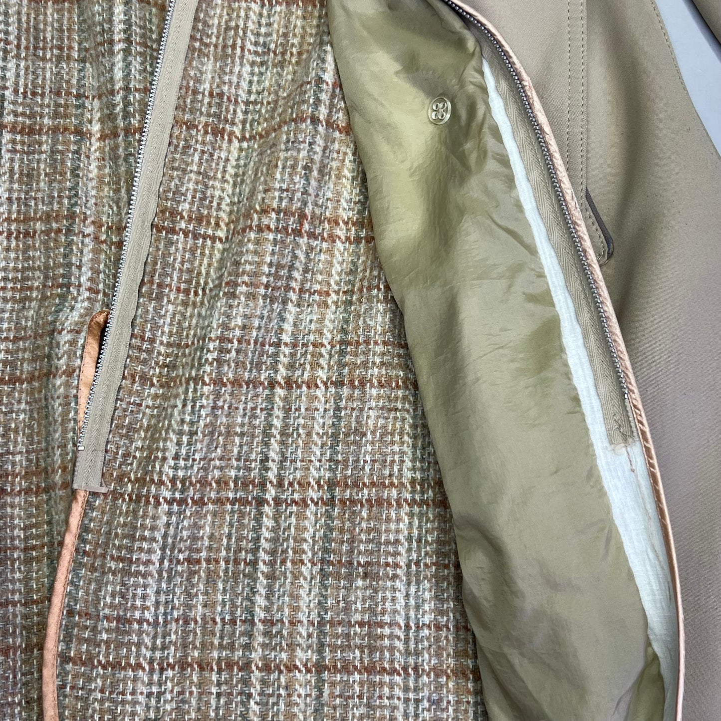 FORECASTER OF BOSTON Zip Out Liner Trench Coat Women's Sz 9/10 Khaki (Used)