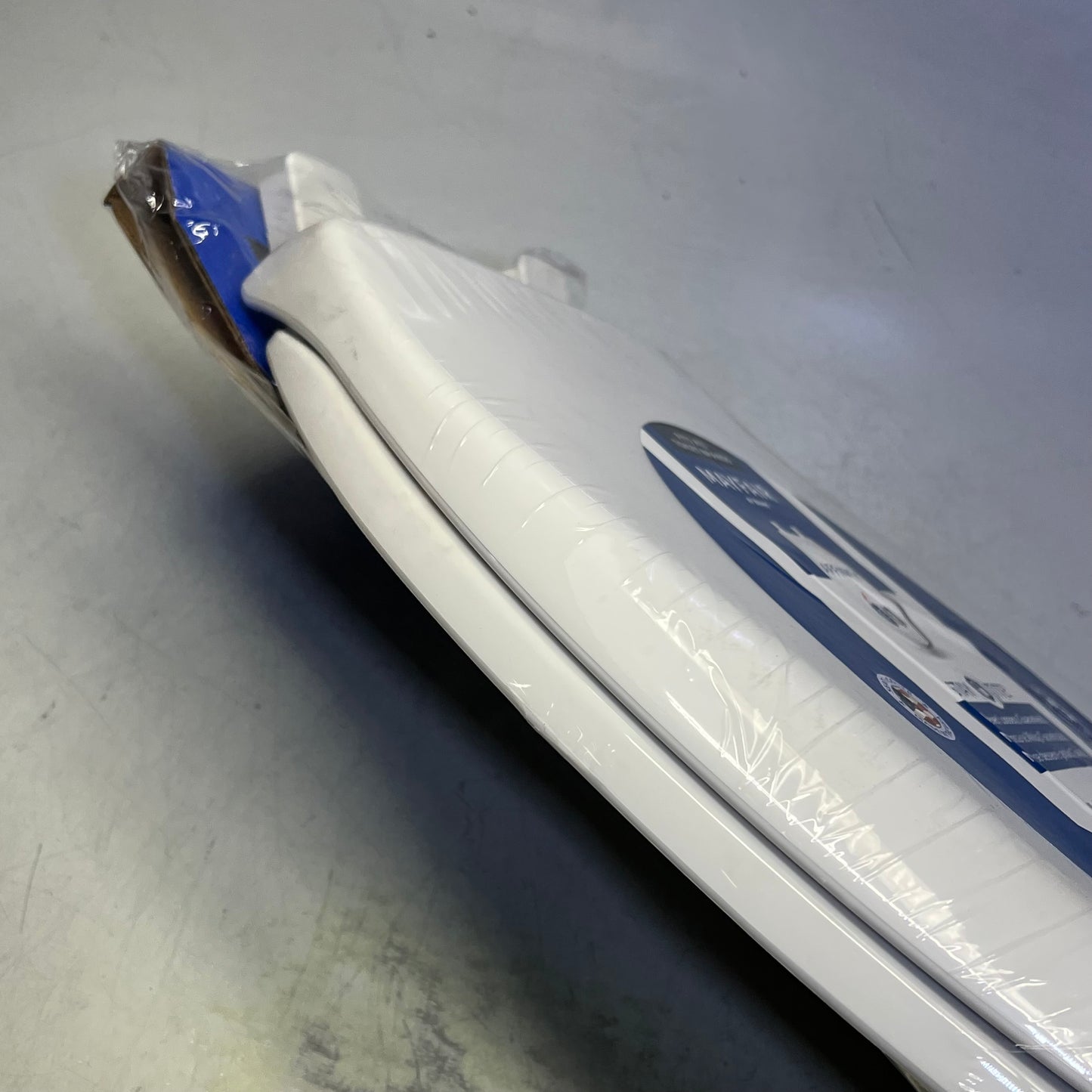 BEMIS Mayfair Affinity Elongated Plastic Toilet Seat Slow Close White 187SLOW000