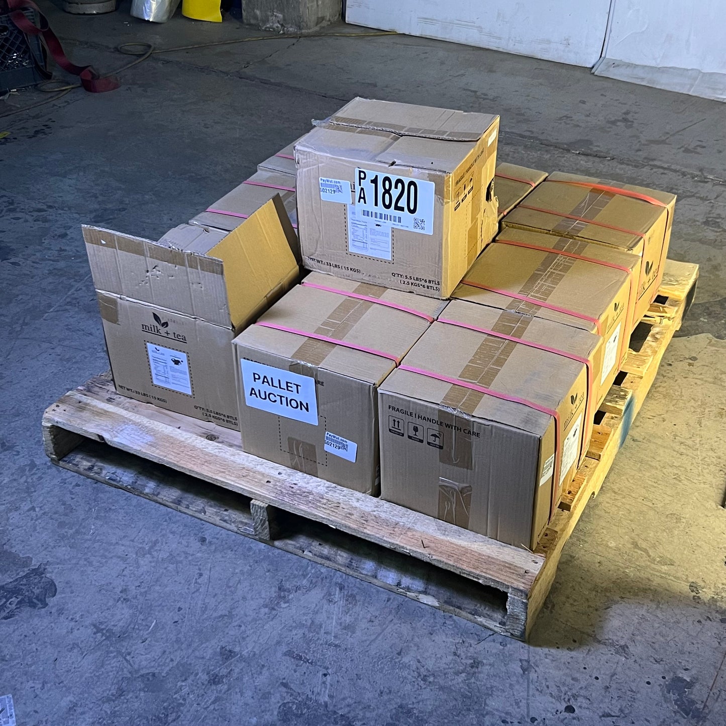 ZA@ Pallet of MILK + TEA Strawberry Tea 5.5Lbs BB 08/25 (AS-IS, Expired)