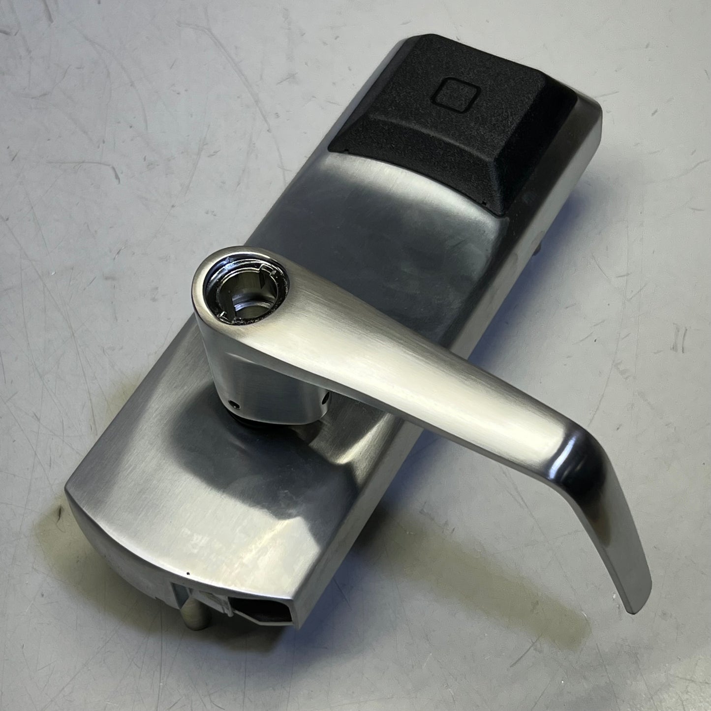 DORMAKABA RT PLUS RFID Handle Lock, Mortise and Cylindrical, Standalone RFID Proximity 79PS16221KL32-626