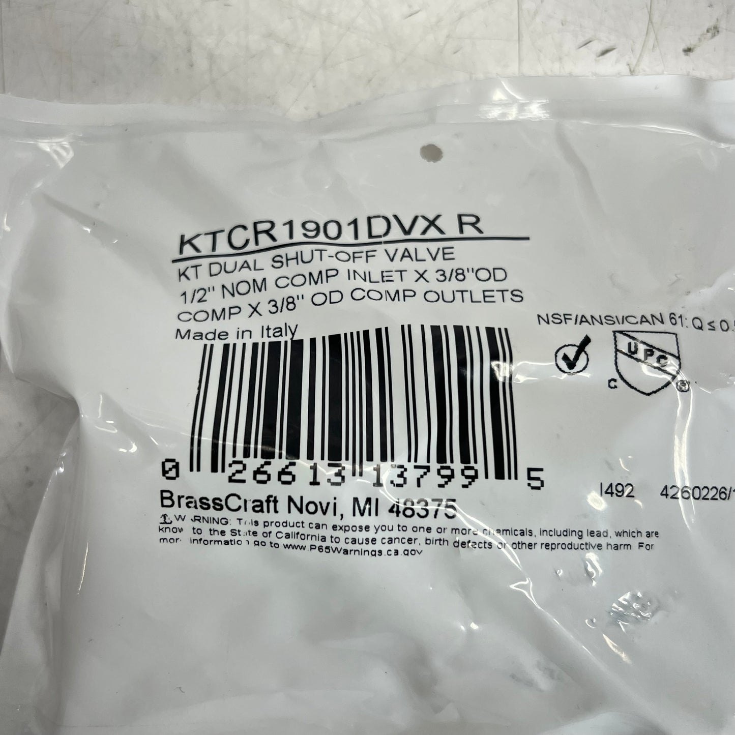 BRASS CRAFT Dual Outlet Dual Shut-off Ball Valve  1/4-turn Angle  KTCR1901DVX R