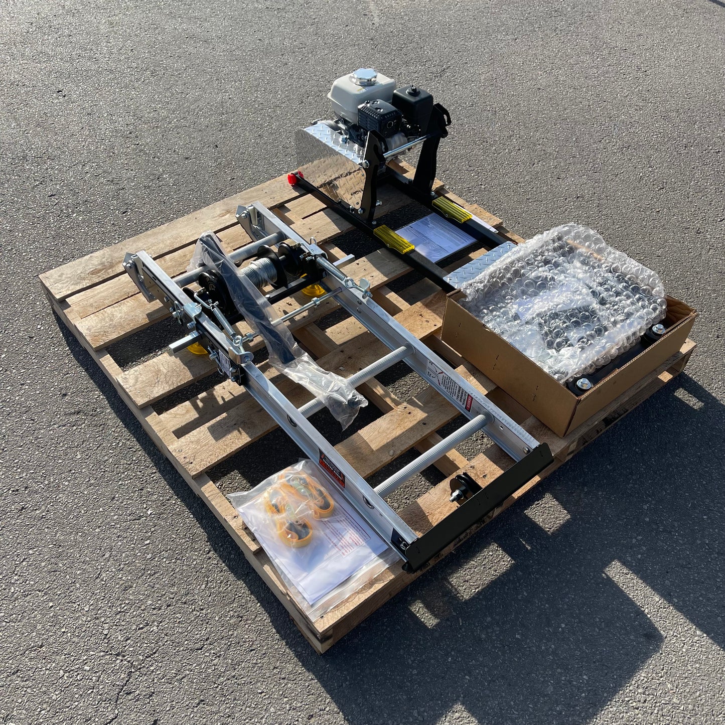 TIE DOWN Tranzporter Carriage & Hoist W/ HONDA Motor TP250 (INCOMPLETE)