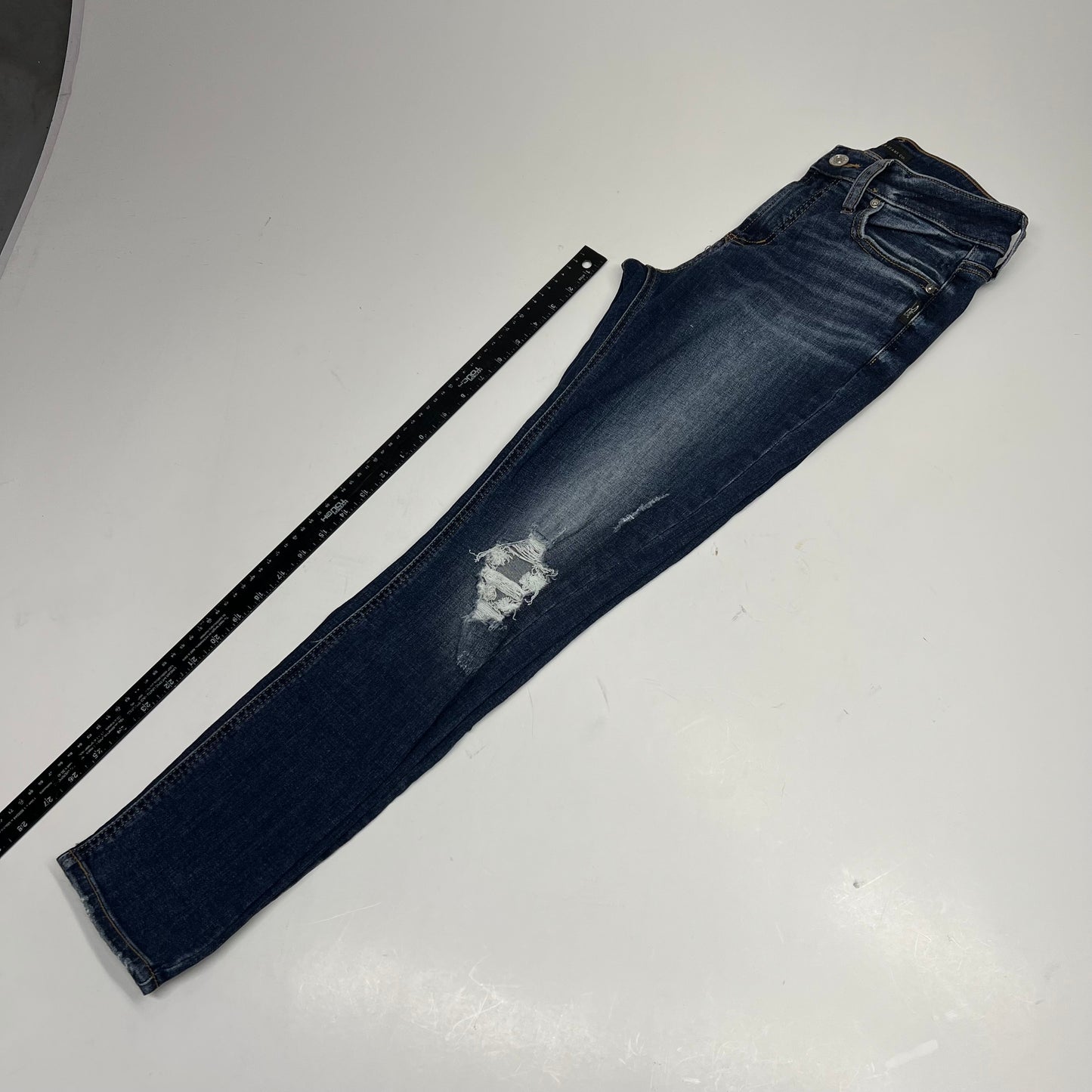 SILVER JEANS CO Distressed Suki Skinny Jeans Women's Size 27/27 Dark Indigo