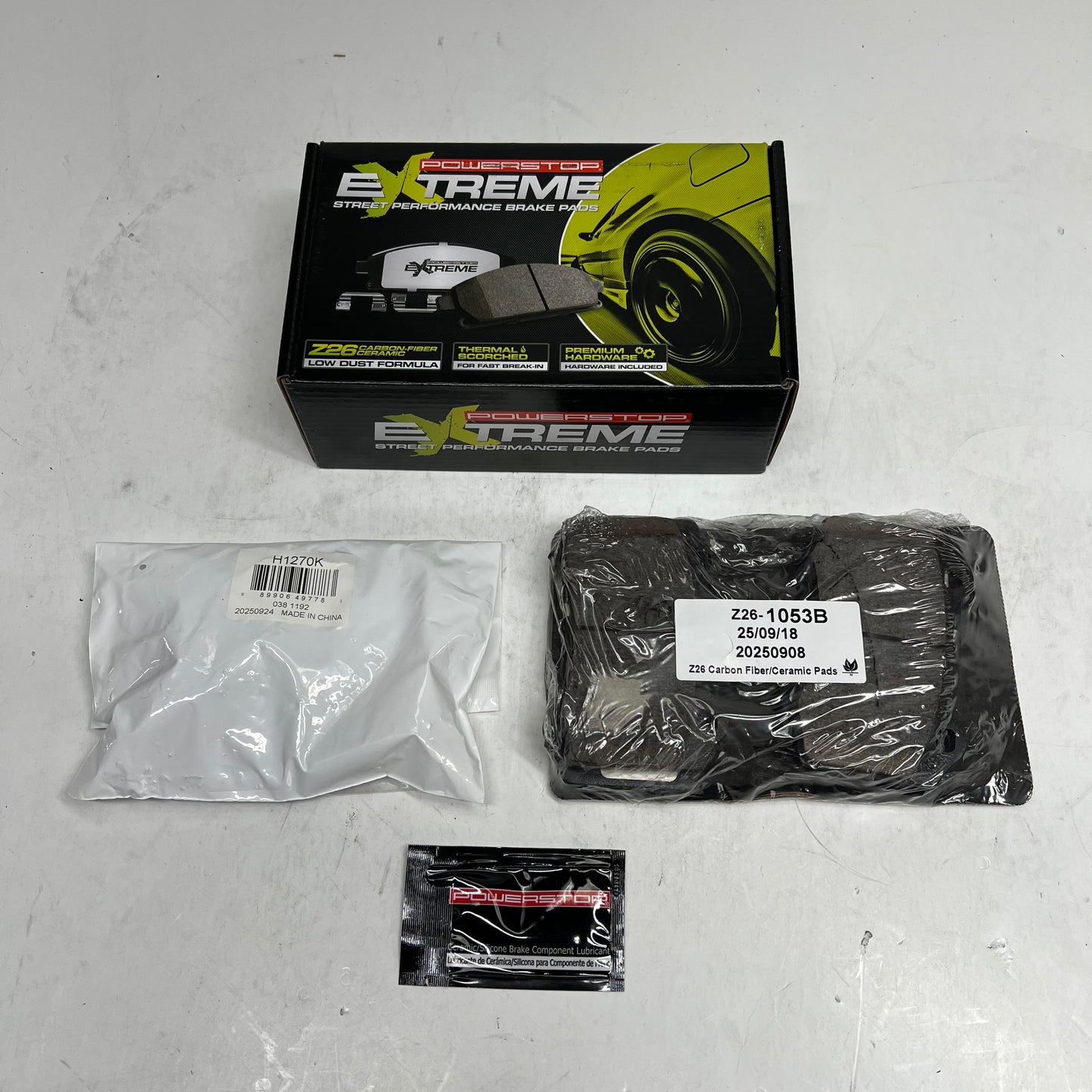 POWER STOP Street Performance Carbon Fiber Ceramic Brake Pads Z26-1053B