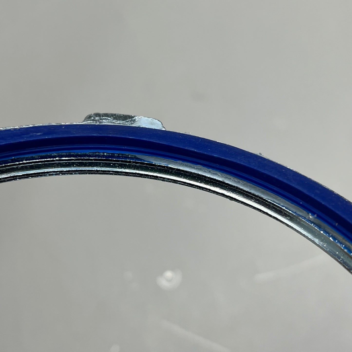 EATON Conduit Sealing Locknut "Liquid Tight" Malleable Iron Zinc Plated 4" SL10