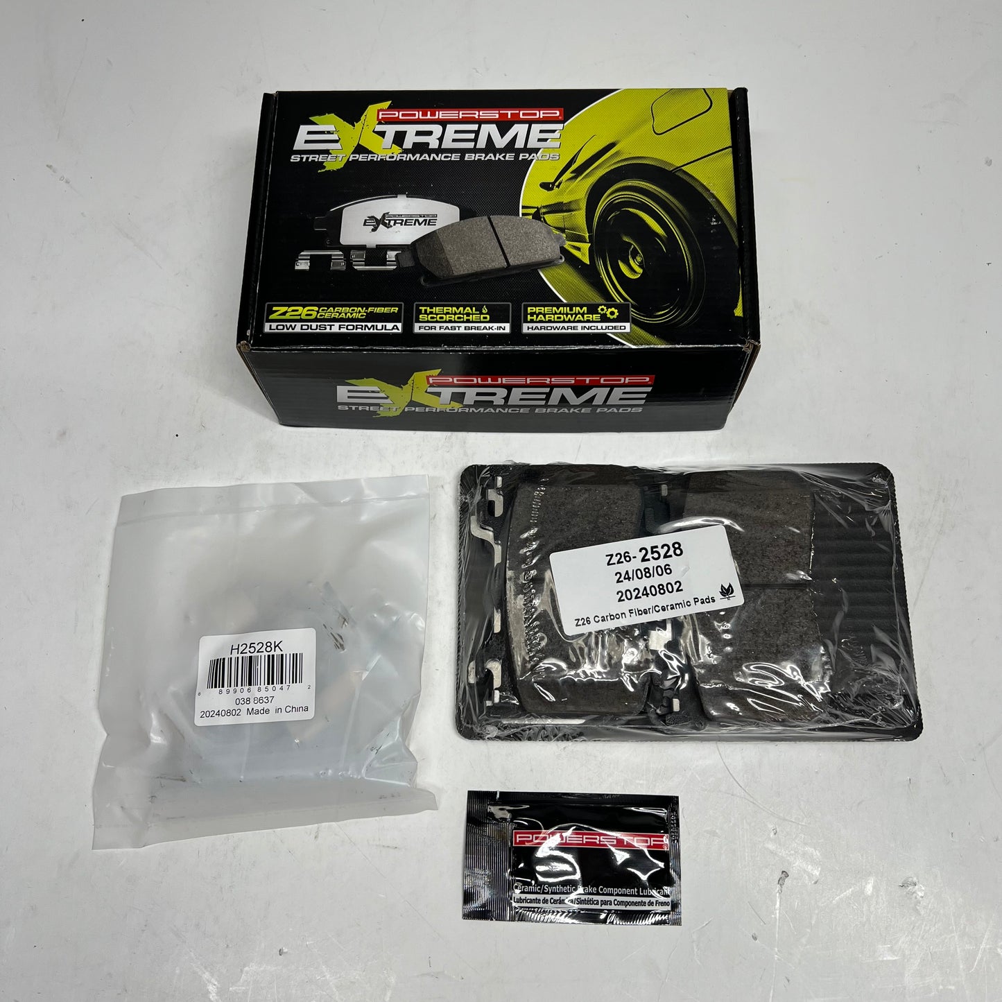 POWER STOP Street Performance Carbonfiber Ceramic Brake Pads & Hardware Z26-2528
