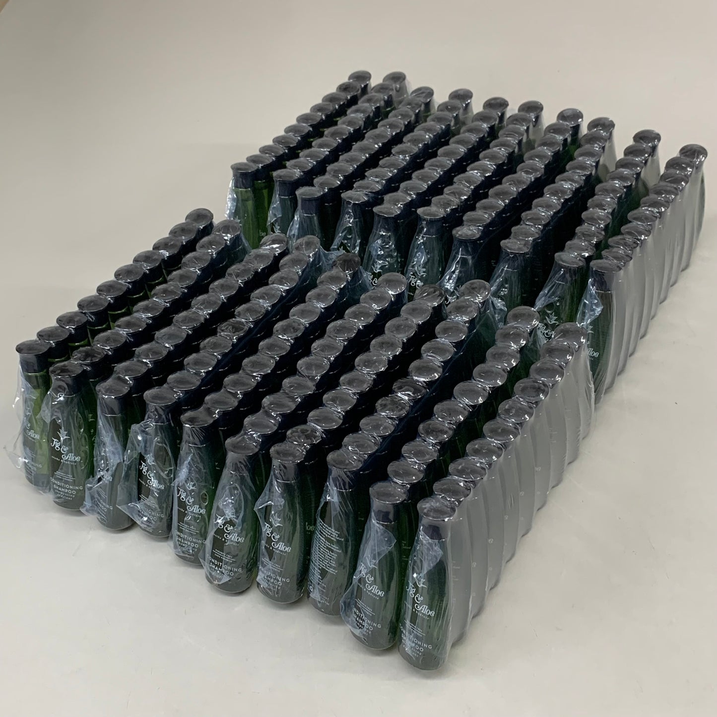 ALOE & FIG (1 Box, 200 Bottles) Conditioning Shampoo Sample Bottles 35ML