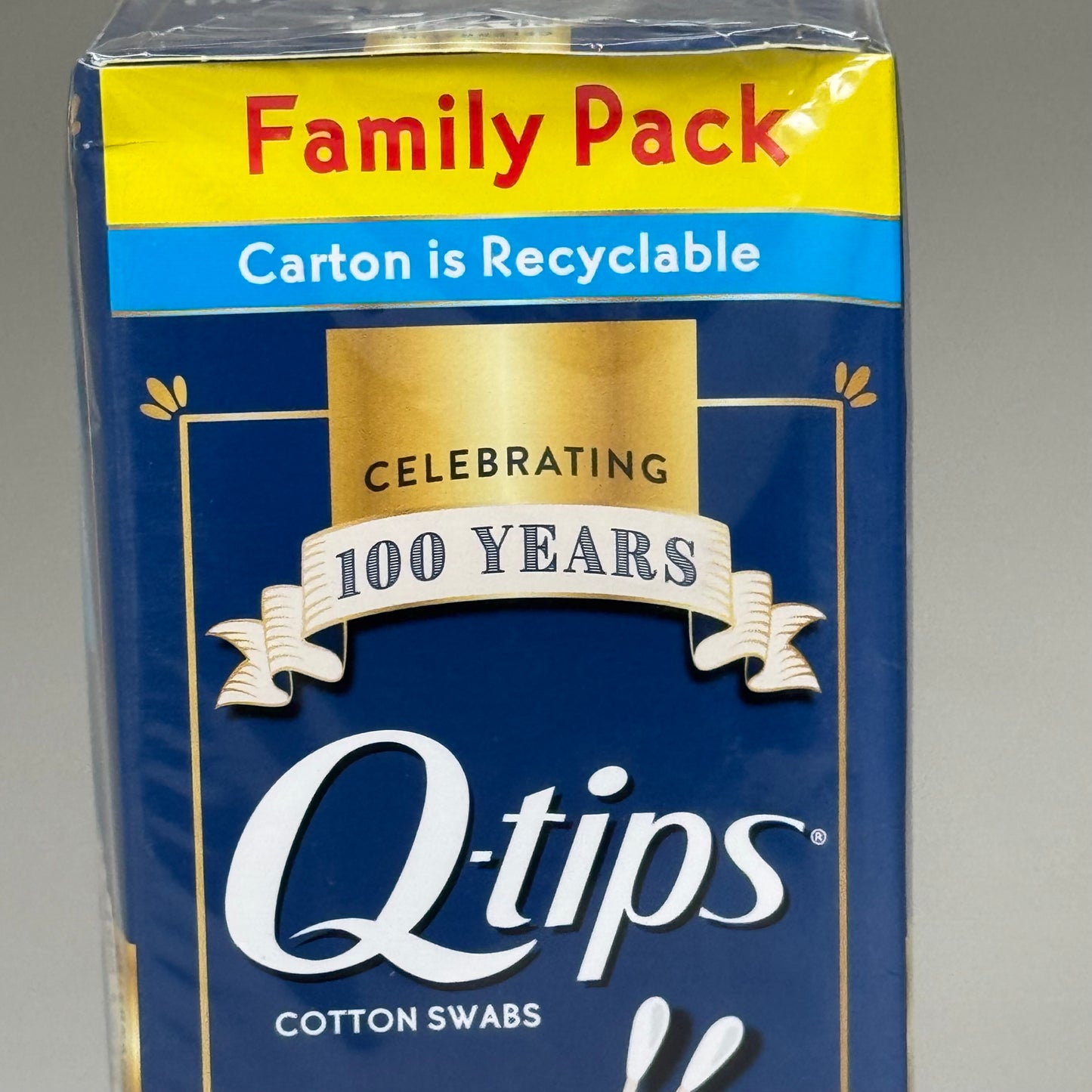 Q-TIPS (2 PACK, 2000 SWABS TOTAL) Family Pack Original Cotton Swabs 68760668