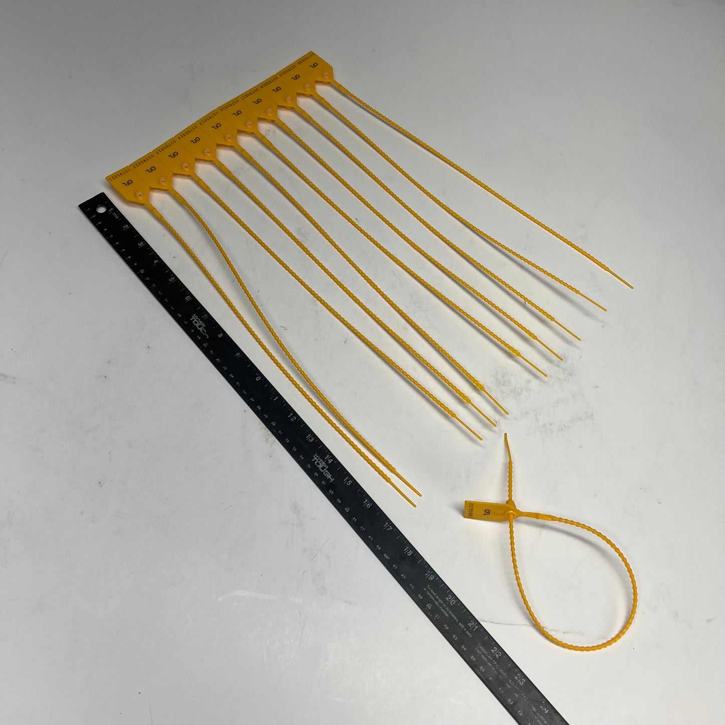 ZA@ CHEROKEE FREIGHT LINES  (1000 PACK) Heavy Duty Zip Ties 17.5" Yellow