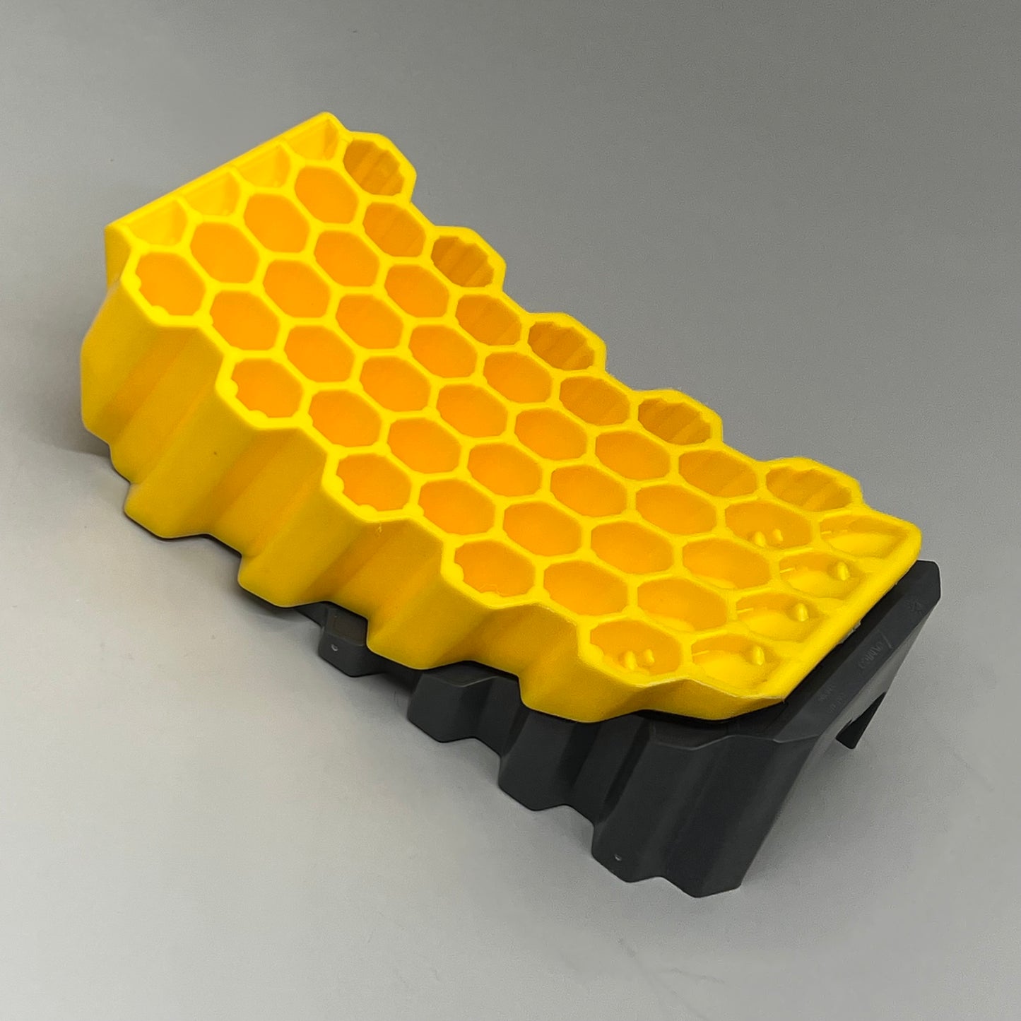 CAMCO Curved Leveler and Chock Rubber Honeycomb Adds up to 4" in Length 44423