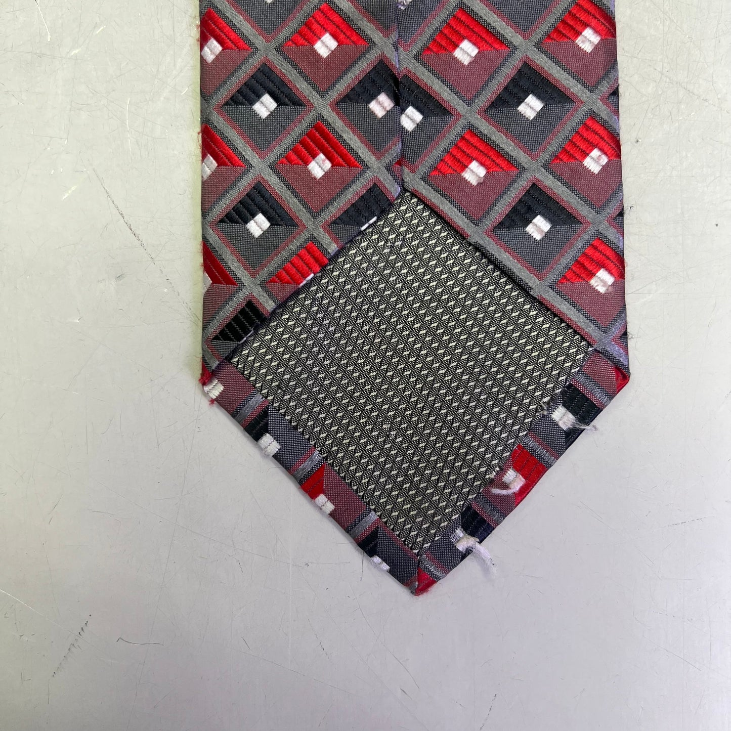 ALEXANDER JULIAN COLOURS Diamond Pattern Polyester Tie 60" Red (Pre-Owned)
