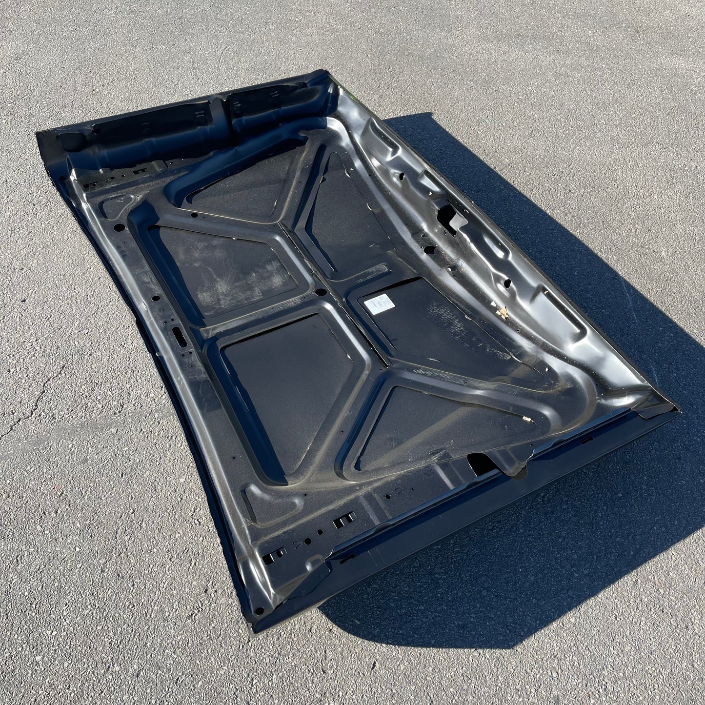 ZA@ Pallet of TONG YANG Hood for Ford F-Series Trucks & Bronco 1973-1979 Black FO1230133 (AS-IS)
