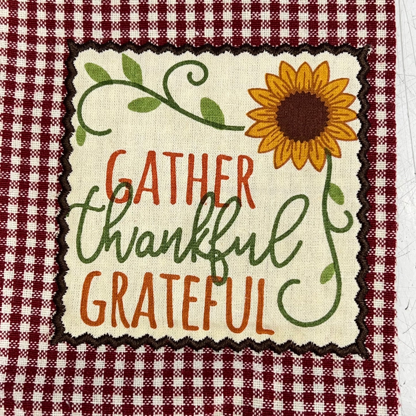 KANE KITCHEN (2 PACK) Kitchen Towels "Gather Thankful Grateful" 16"x28" Red