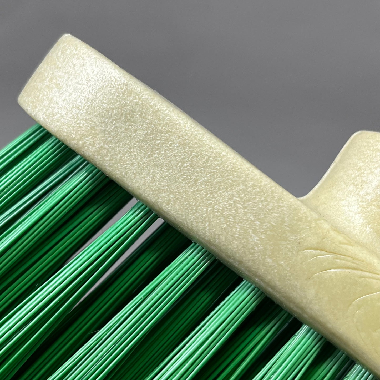 ABCO CLEANING (12 PACK) Polypropylene Bristles Angled Broom 9" Wx5" Green T04112