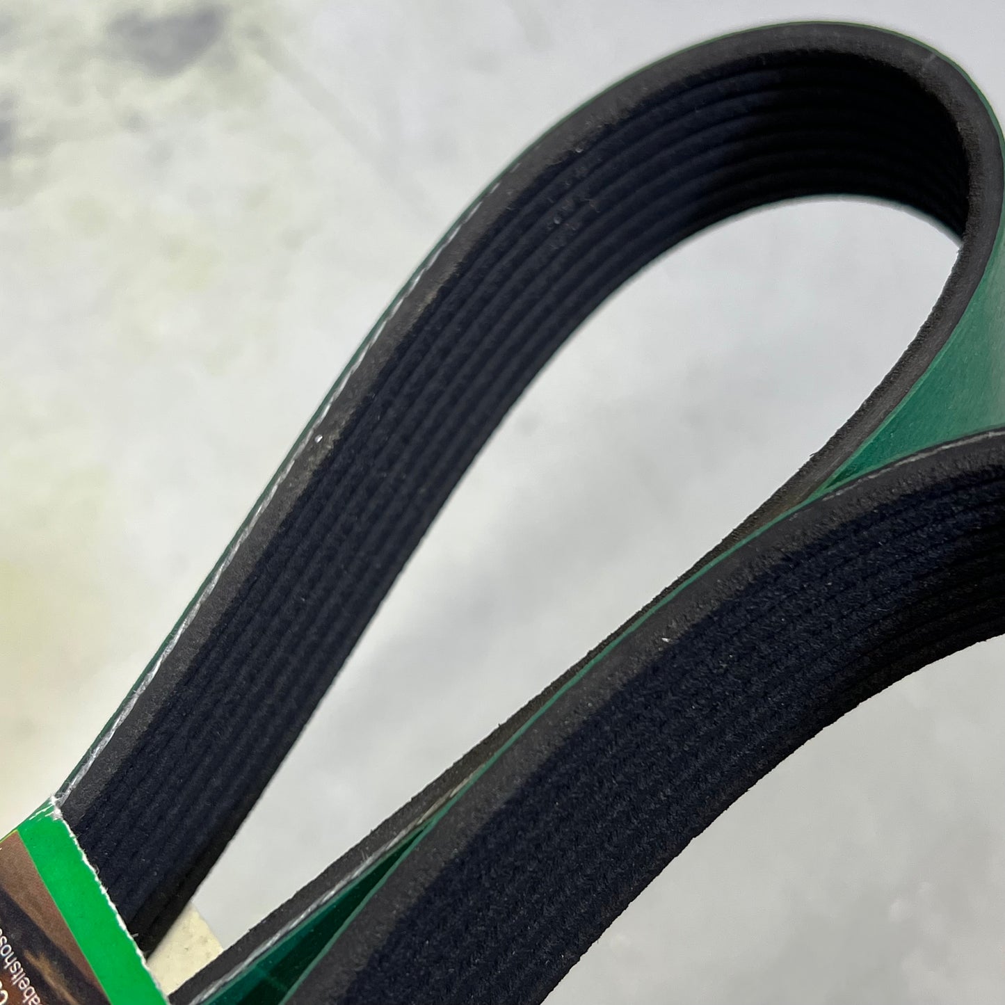 NAPA Automotive V-Ribbed Belt Fleet Runner K08 1 3/32"x71 1/2" Black 25080710HD