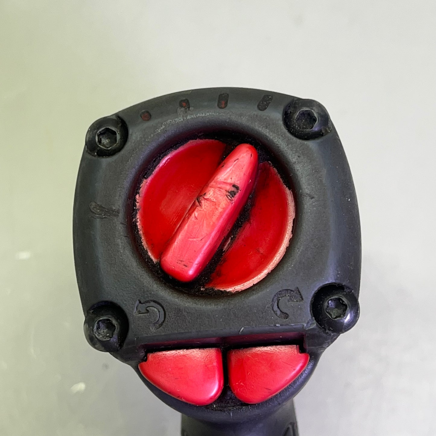 INGERSOLL RAND Pistol Grip Impact Wrench Twin Hammer 1/2" Square Drive  (Used)