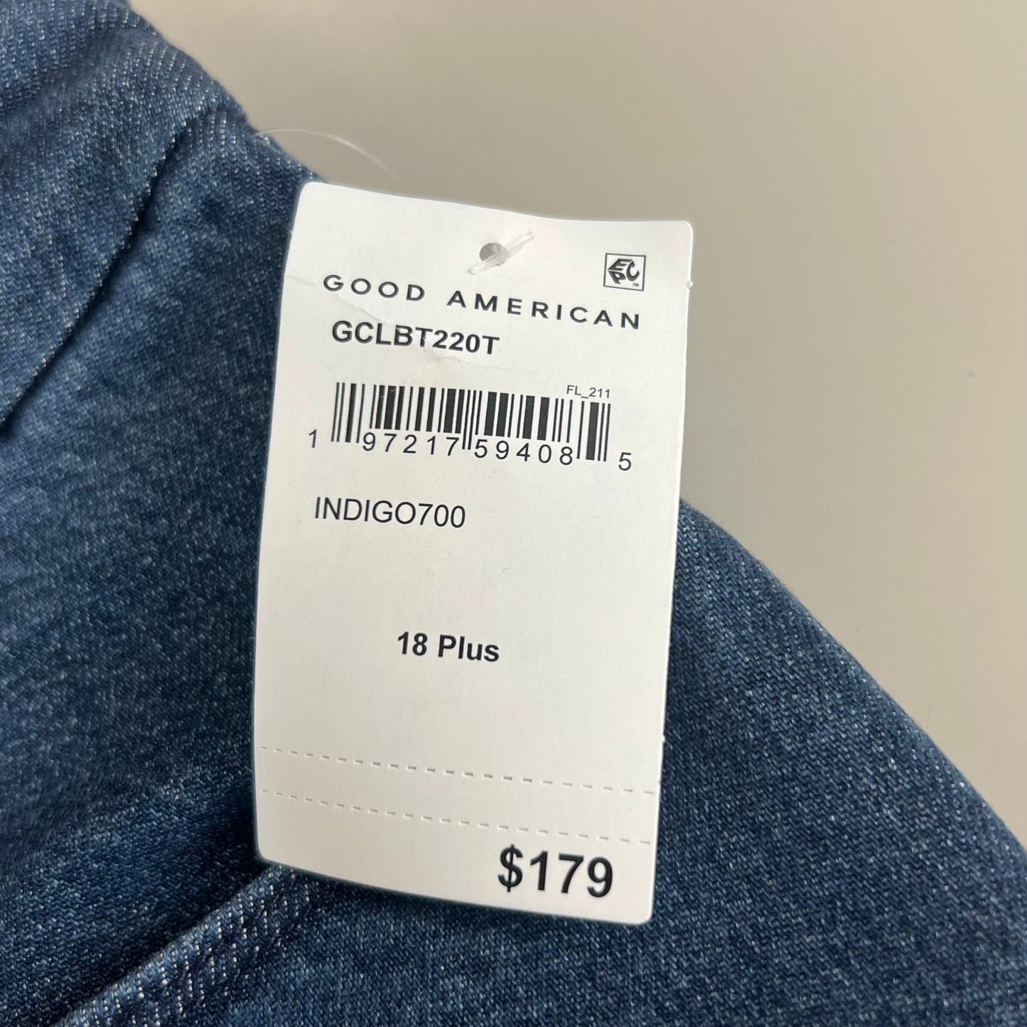 GOOD AMERICAN Good Classic Slim Bootcut High-Rise Jeans Women's Sz 18 Plus Indigo700 GCLBT220T