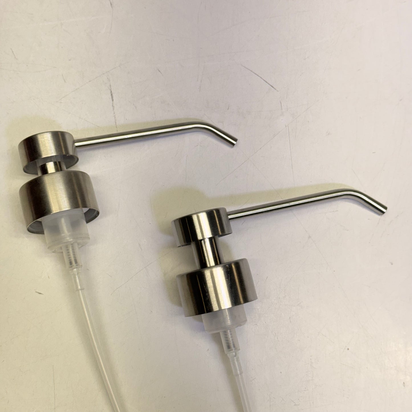 ZA@ HOME STORE (2 PACK) Elegant Flat Top Stainless Steel Nozzles For 1 Gallon Sz Nickel AS-IS