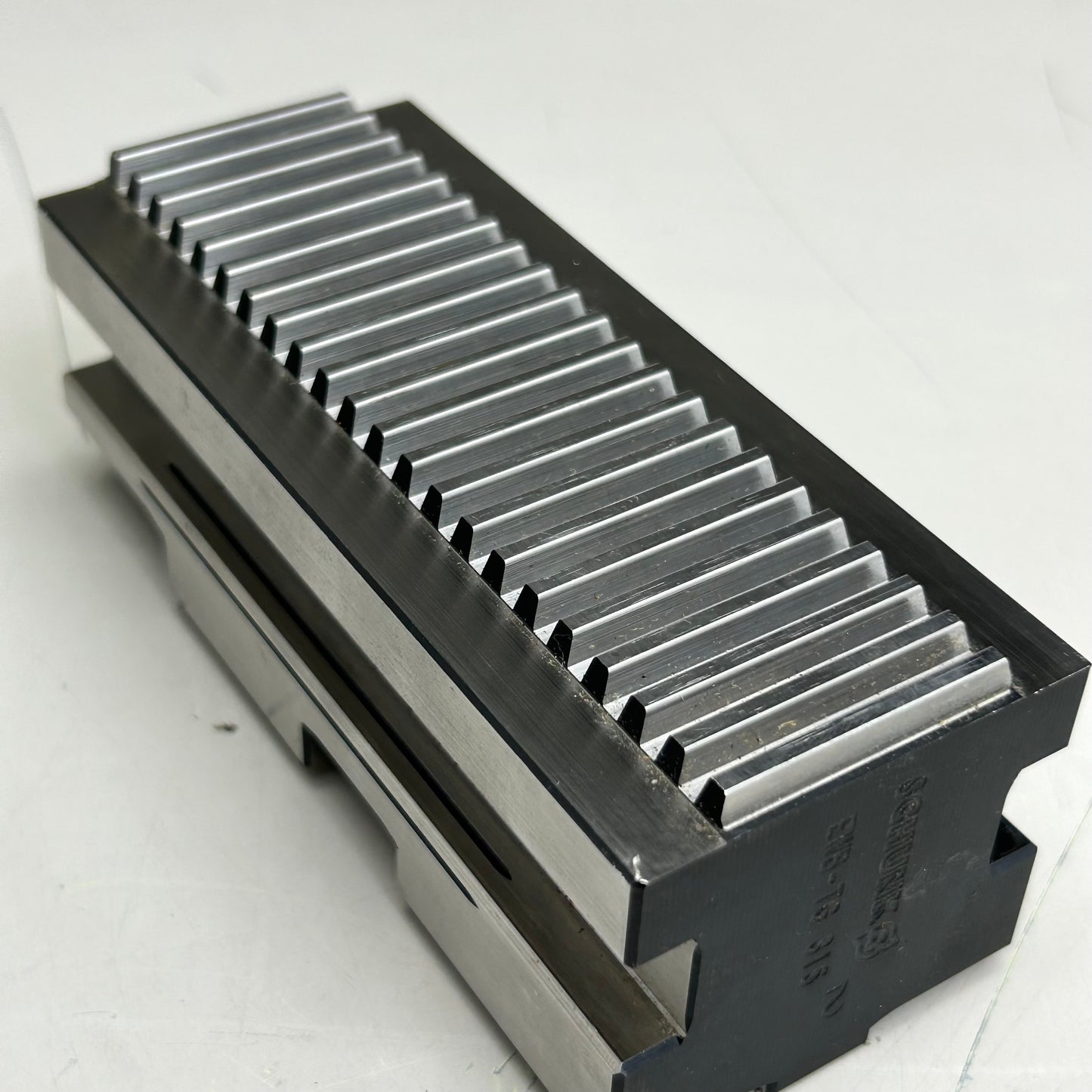 SCHUNK Straight Serration Base Jaw 5"x2"x2"  EWB-TG 315 (New Other- No Packaging)