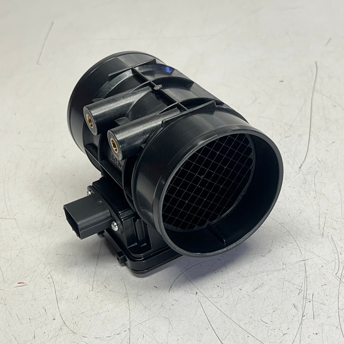 BLUE STREAK Mass Airflow Sensor for Chevrolet, Mazda & Suzuki Models MF21032N