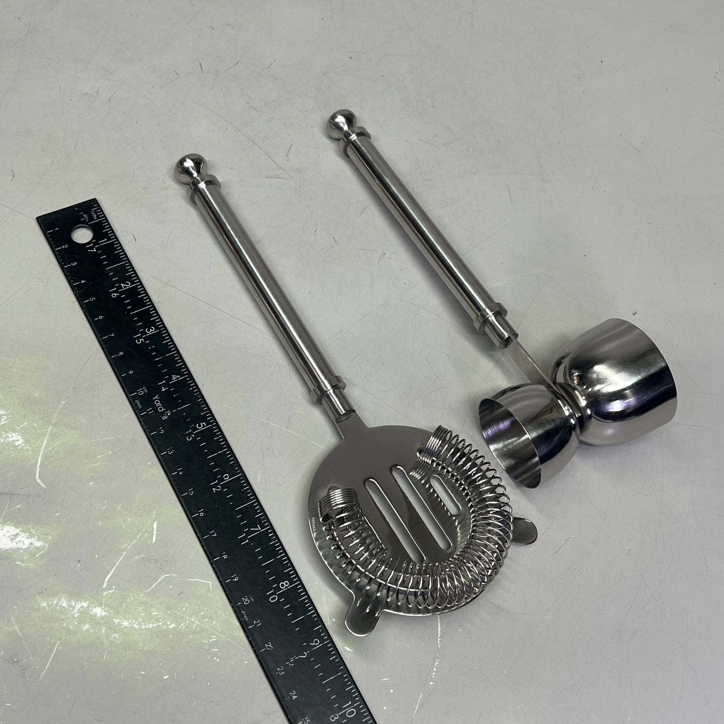 CREATIVE CO-OP Stainless Steel & Mango Wood Bar Tools w/ Stand Set of 5 DG0238