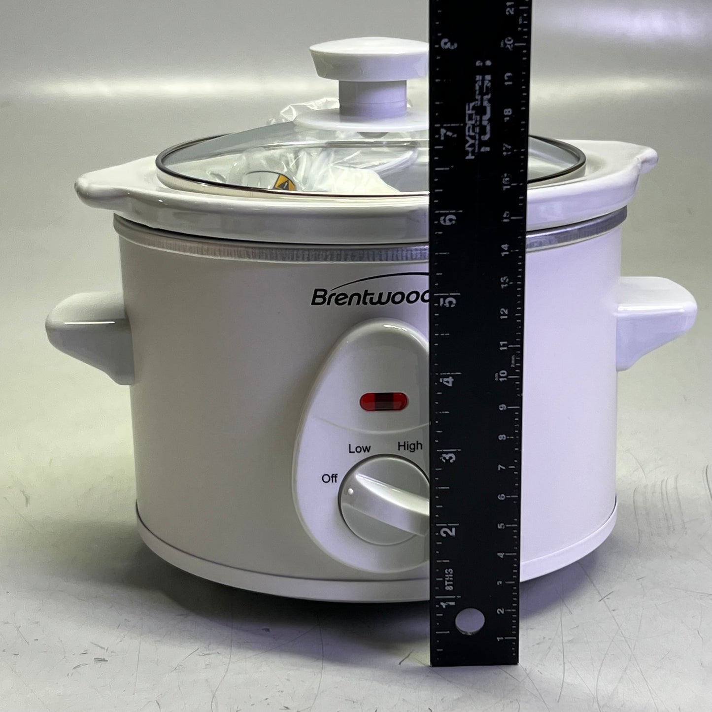 BRENTWOOD 1.5 Quart Slow Cooker SC-115W