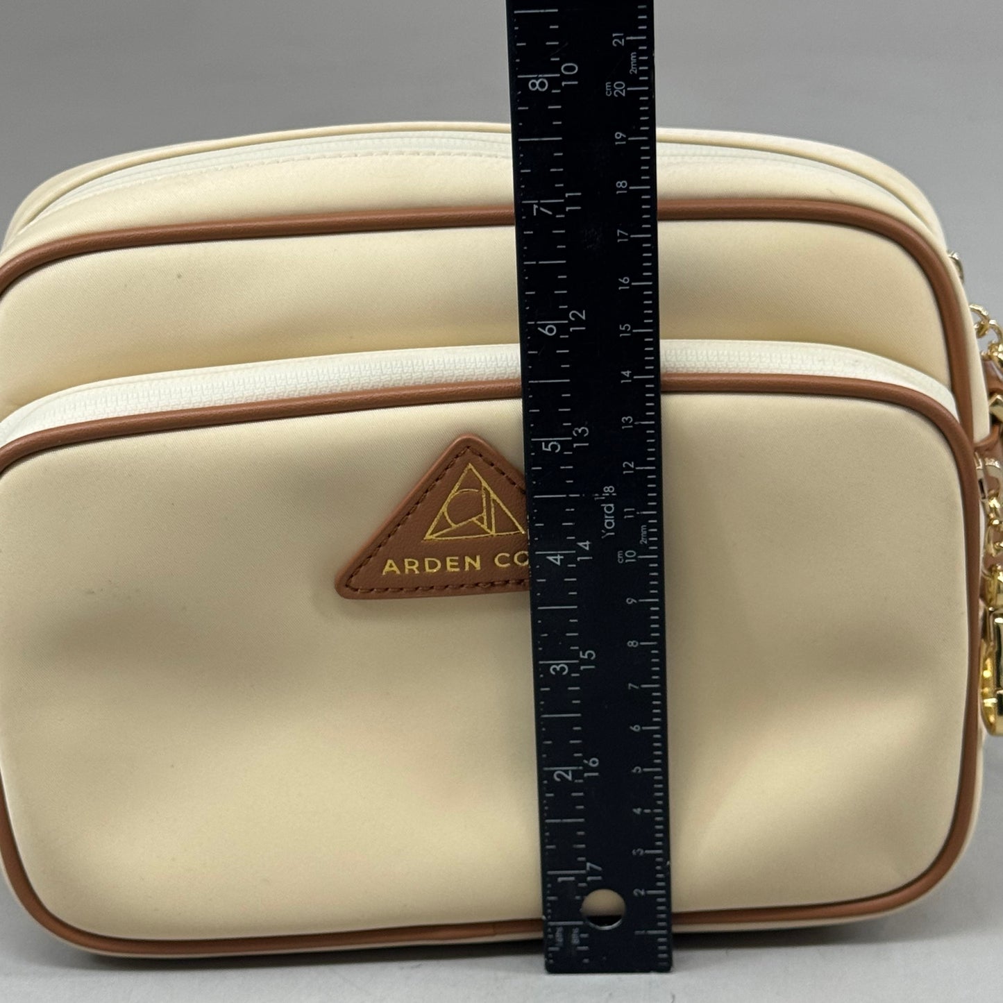 ARDEN COVE Crissy Full Crossbody Nylon Anti-theft Bag W/ Locking Straps Cream (New Without Tags)