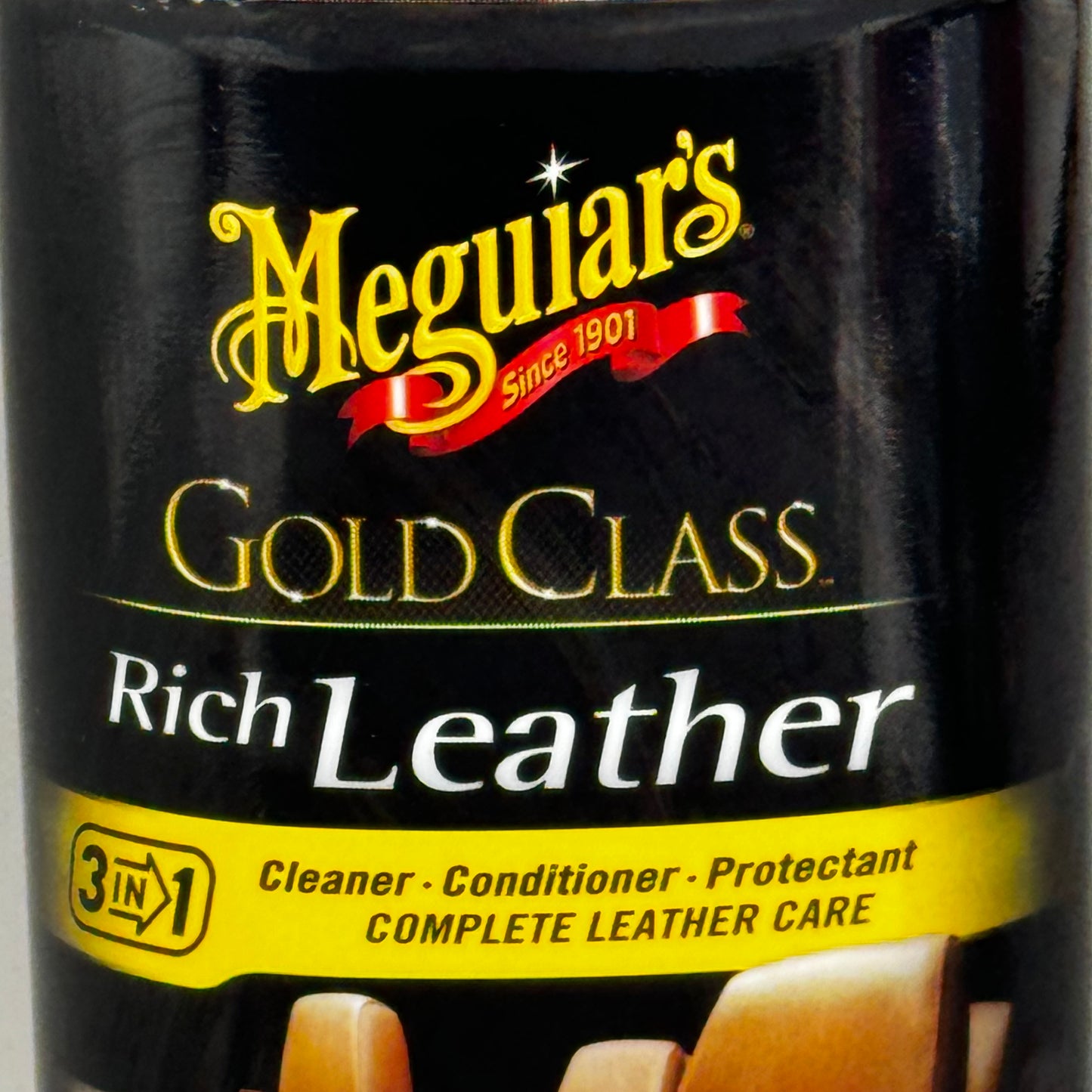 MEGUIAR’S (2 PACK) GOLD CLASS Rich Leather Wipes 3 in 1 Complete Care 30 Wipes