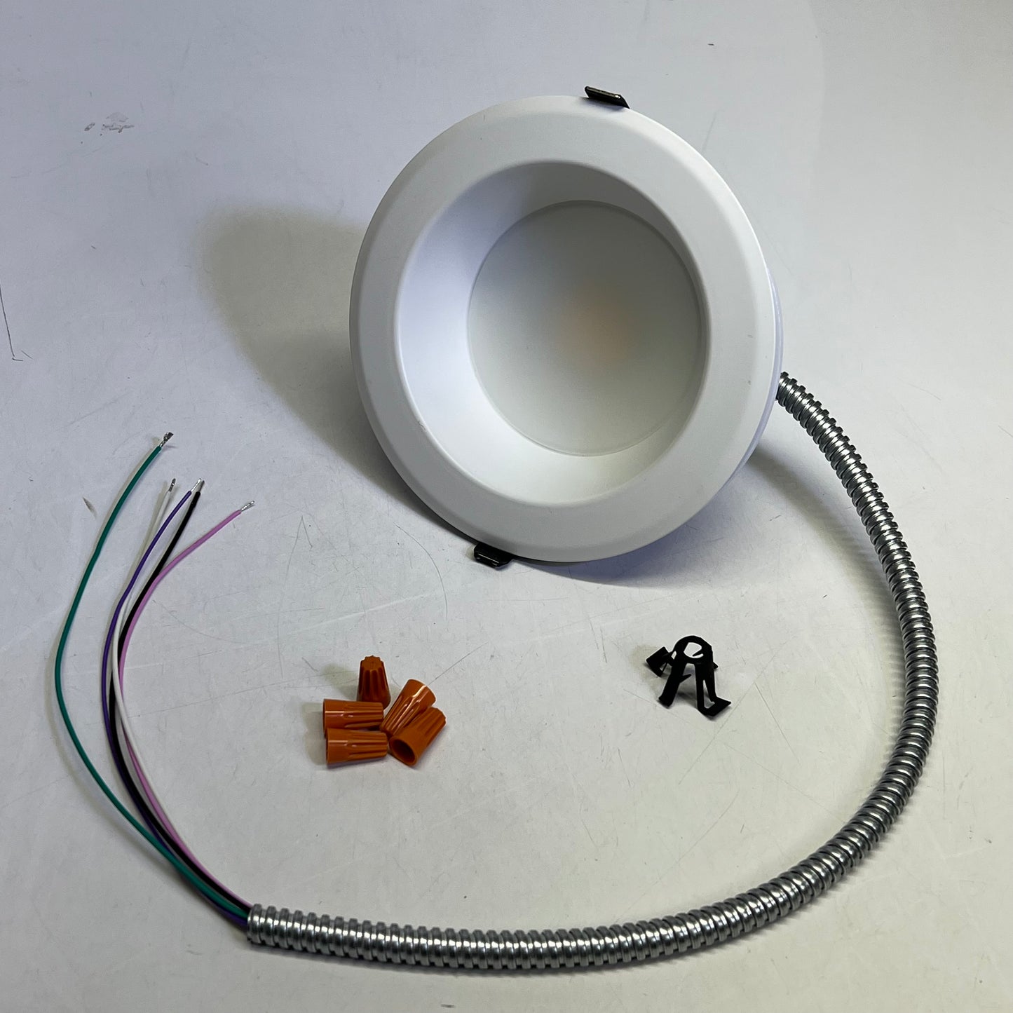SLG LIGHTING Led Downlight 50,000 Hr 2000 Lumens White DRC 6R LS20 G1 9FSK TAA