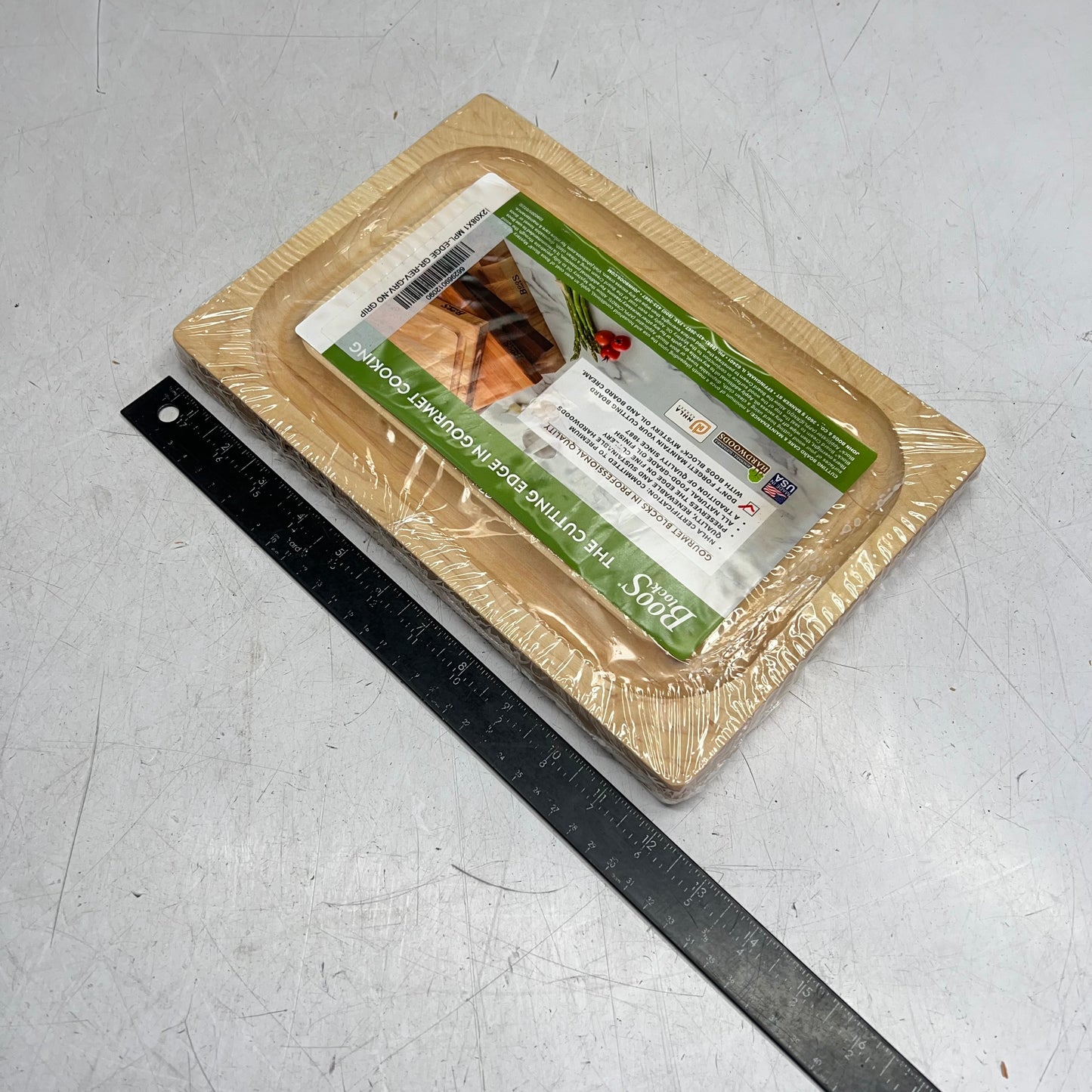 JOHN BOOS Cutting Board Thick Edge Grain Grooved 16"W X 10"D X 1-1/4" Tan