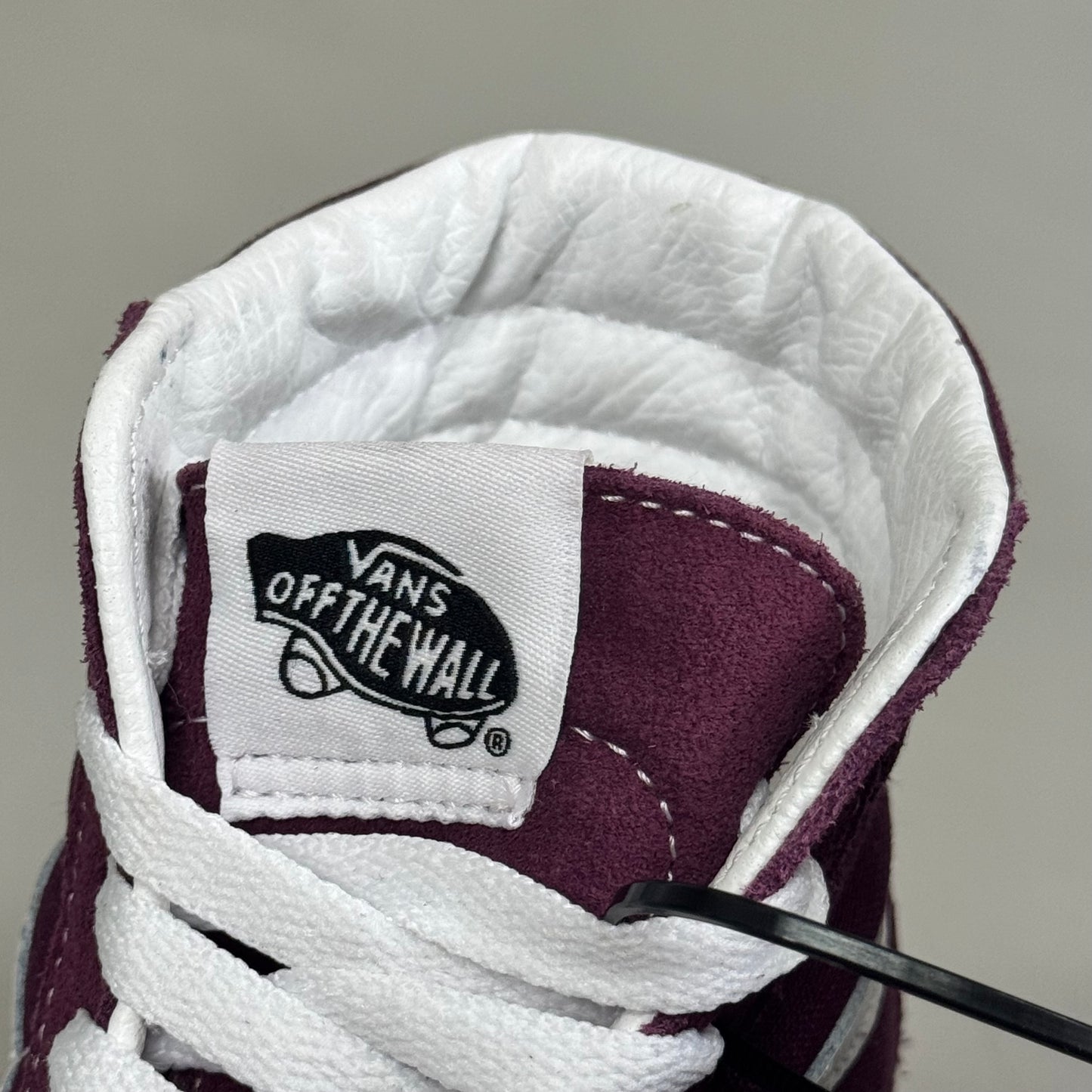 VANS Classic Sk8-Hi Shoe Canvas Upper Men's SZ 3.5 Women's Sz 5 Burgundy Purple