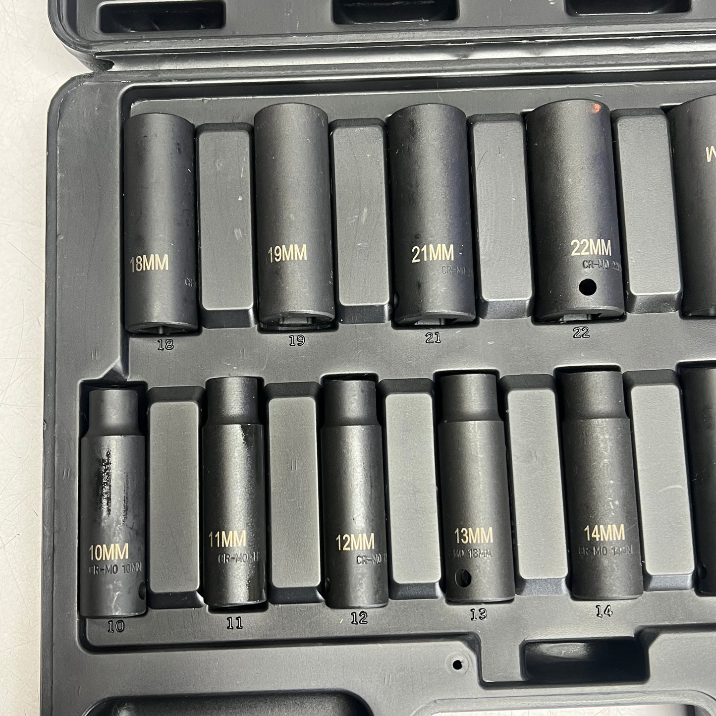 ASCOT (14 PIECE SET) Deep Impact Socket Set W/ Hard Case Metric Black 1153MD