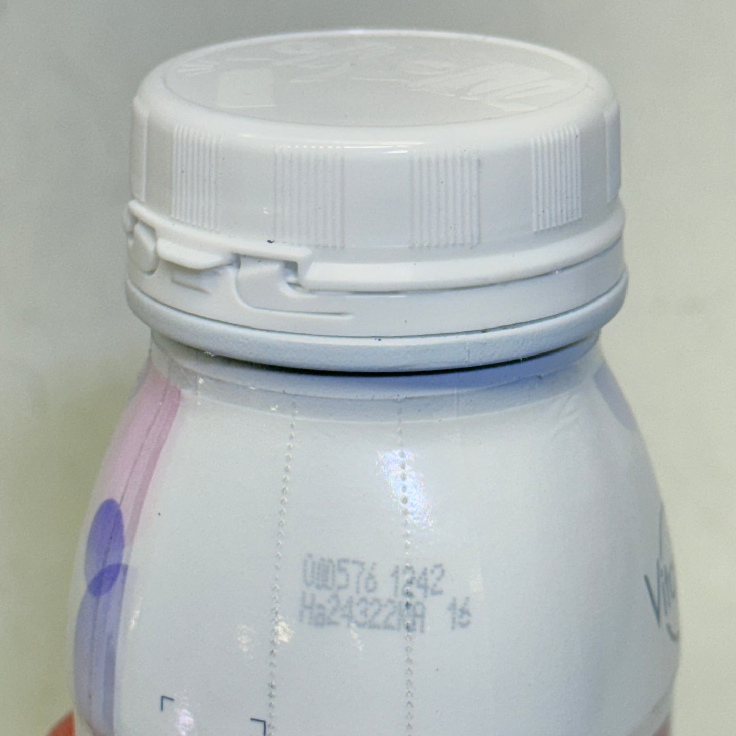 ZA@ VITAFLO (24 PACK) K-Flo 8.45 fl oz Vanilla BB 11/ (New- Slightly Lined)