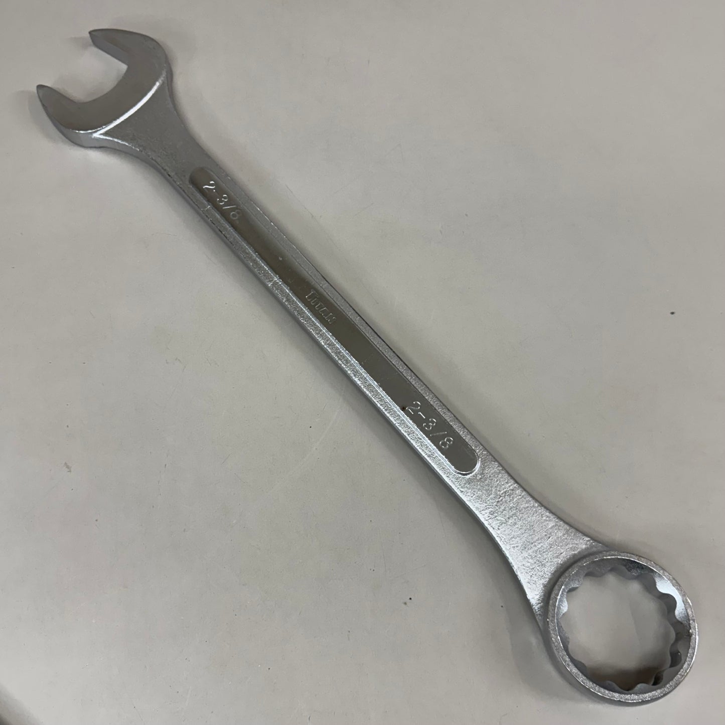 TITAN (4 Pieces) Jumbo SAE Combination Wrench Set 2-1/8" to 2-1/2" 17291