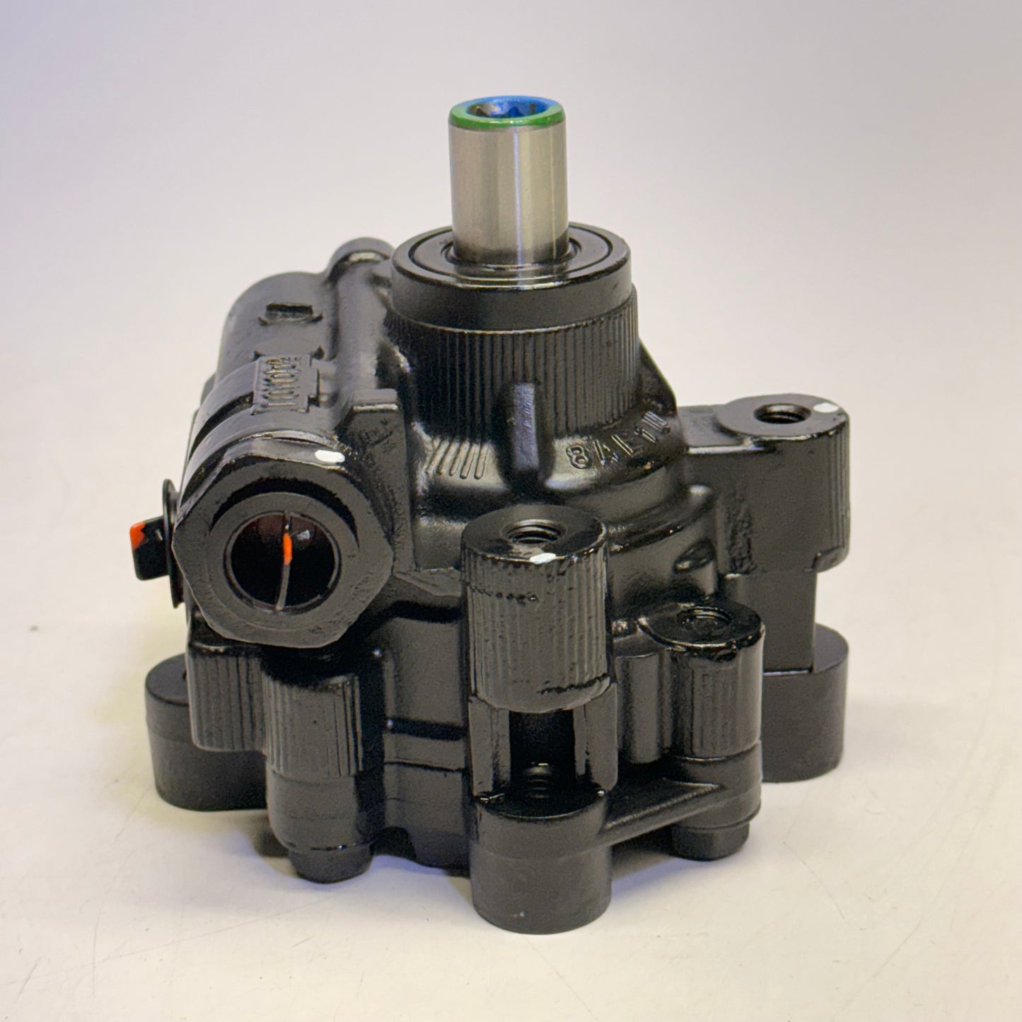NAPA Power Steering Pump with Reservoir  Black 385819 (New - Remanufactured)