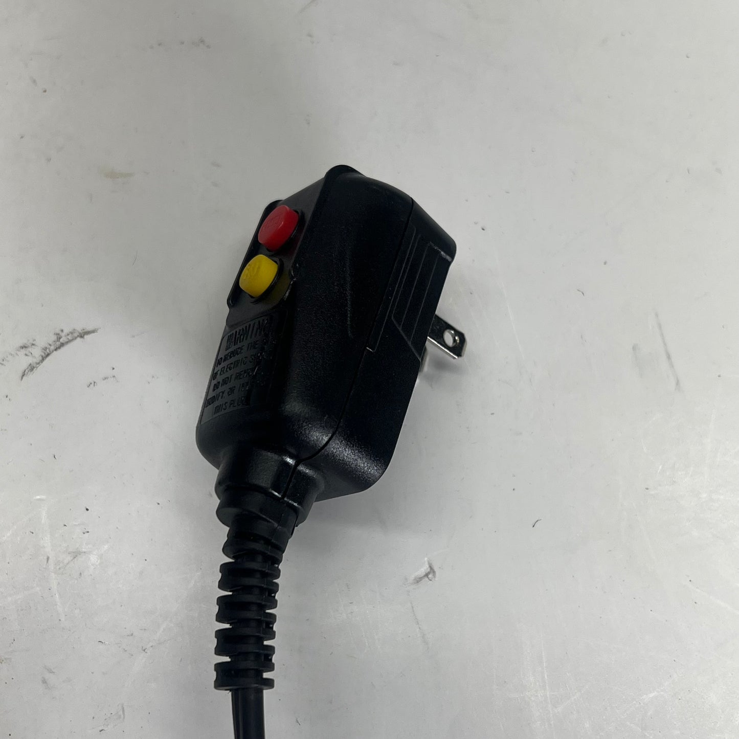 HANDY HEATER Electric Personal Space Heater Furnace 2 Settings Black (Used)