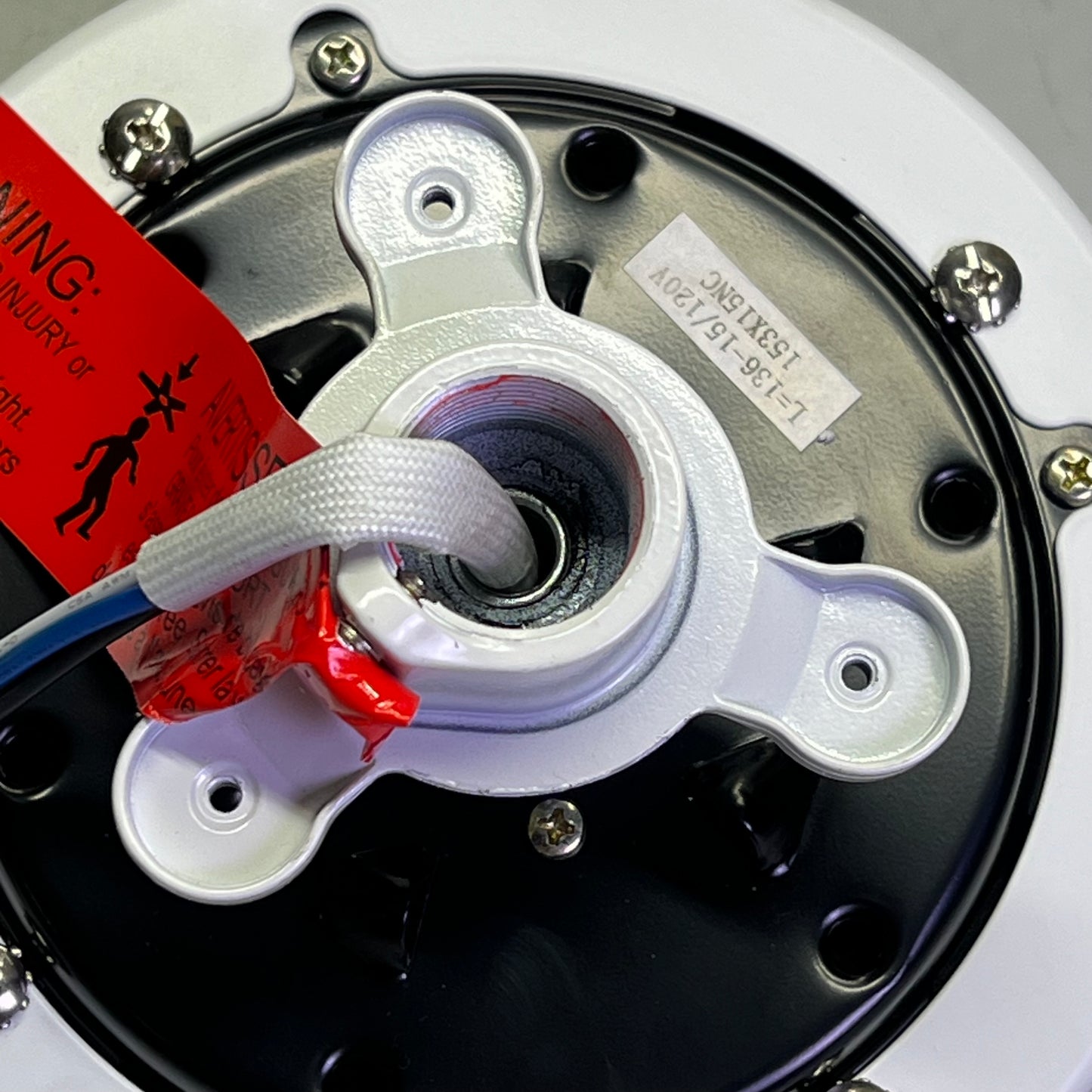 HUNTER Cassius Indoor & Outdoor Ceiling Fan 44" 3 Blade Fresh White 50262