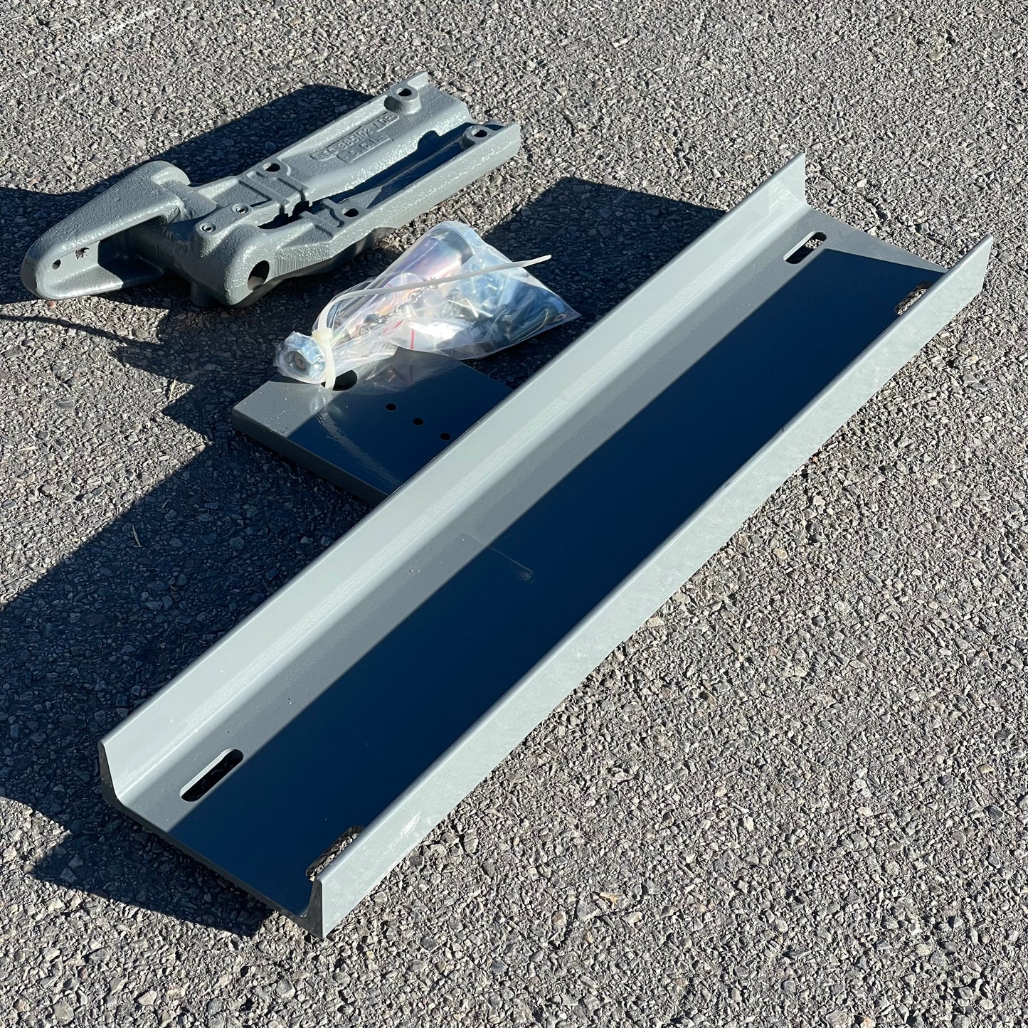 ZA@ Pallet of NATIONAL ELECTRIC GATE CO. Highway Crossing Gate Mechanism, Model 95? ~180 lbs J7051915806 (AS-IS)