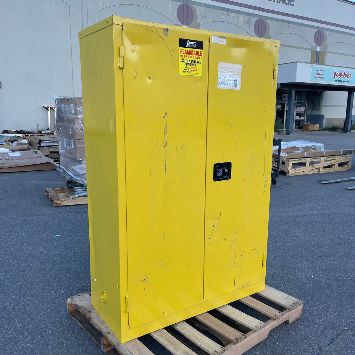 JAMCO Self Closing Flammable Safety Storage Cabinet 45 Gal Yellow BS45YP