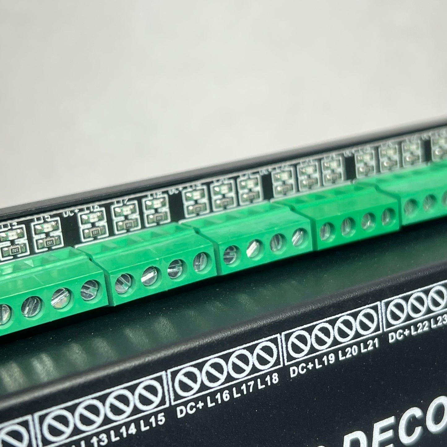 CHINLY Decoder 30 Ch Rgb Led Strip Light Dimmer 24V Controller QJ-30CHDMX